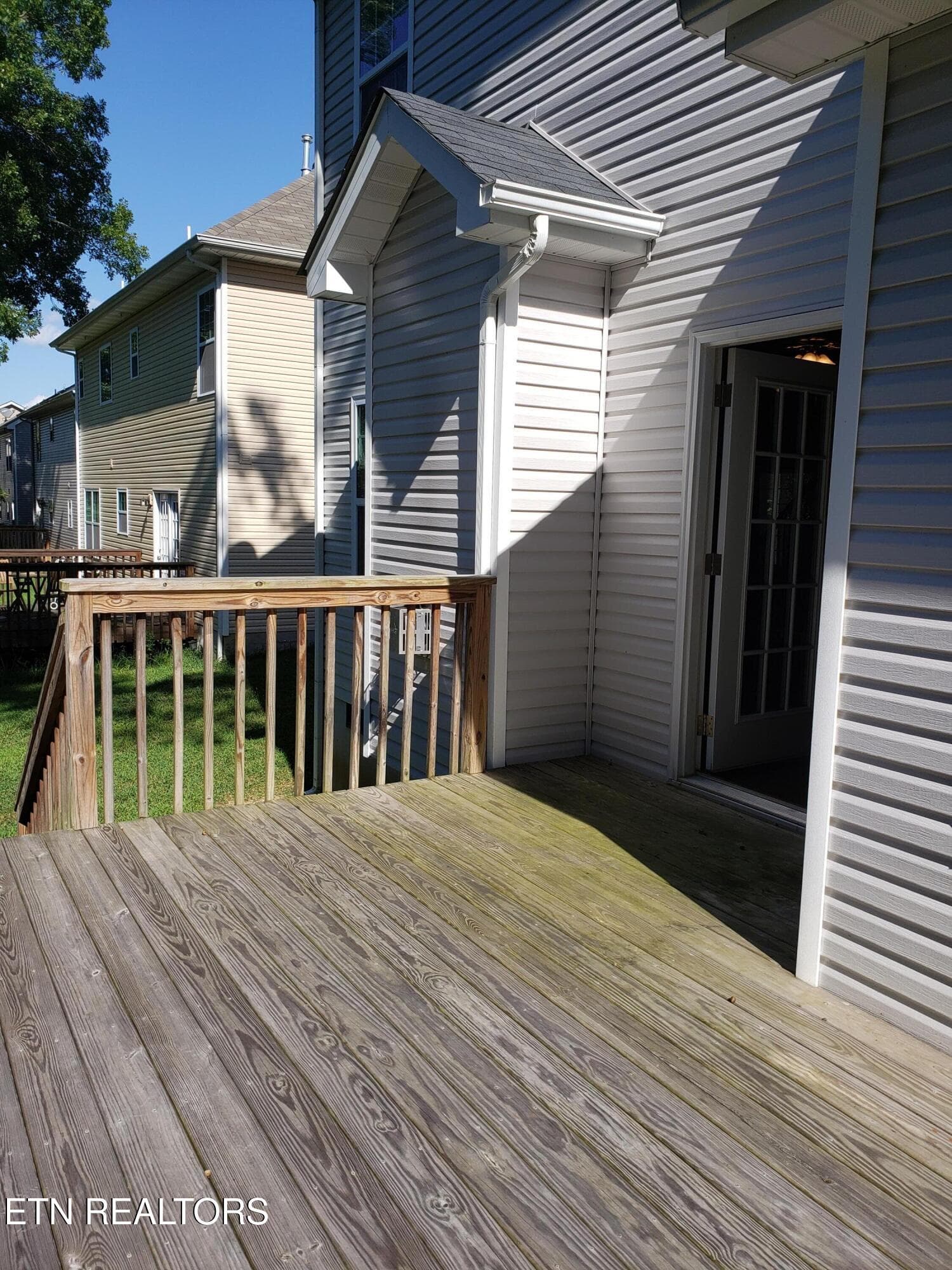 outside deck - 5901 Apple Valley Drive, Knoxville, TN 37924, Knoxville