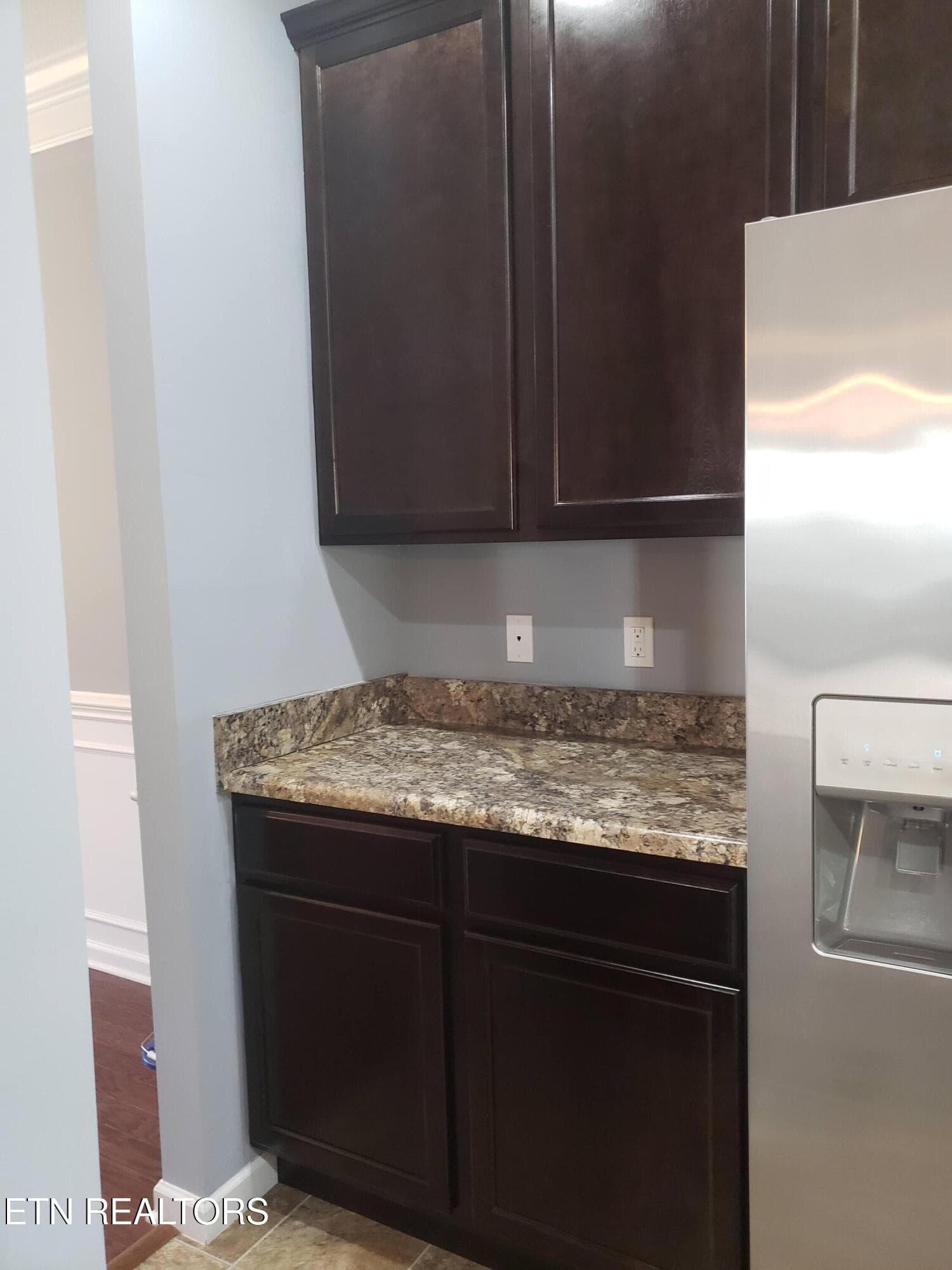 extra counter space - 5901 Apple Valley Drive, Knoxville, TN 37924, Knoxville
