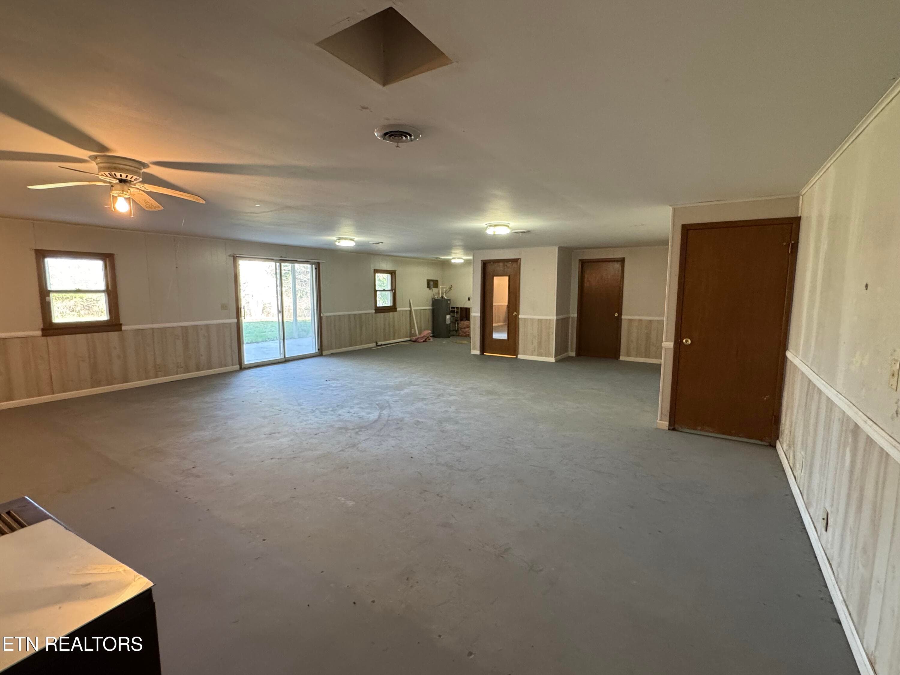 IMG_3202 - 211 Black Oak Rd, Oneida, TN 37841