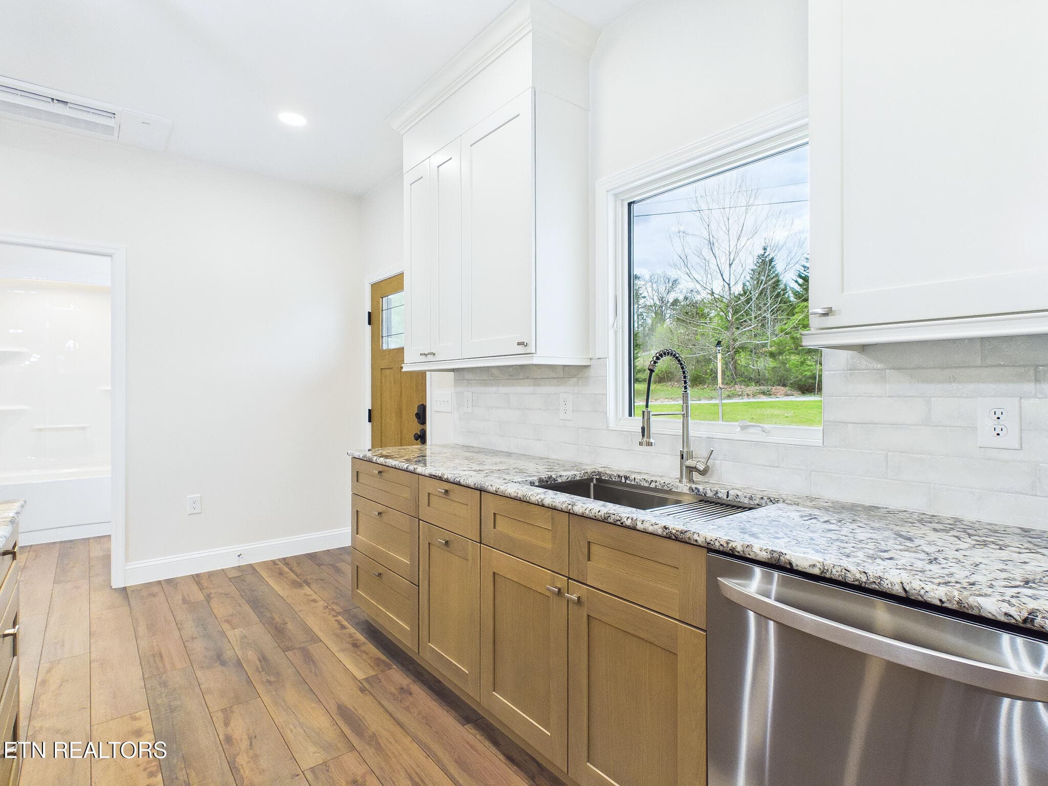 14-014 - 1483 Reagan Valley Rd, Tellico Plains, TN 37385