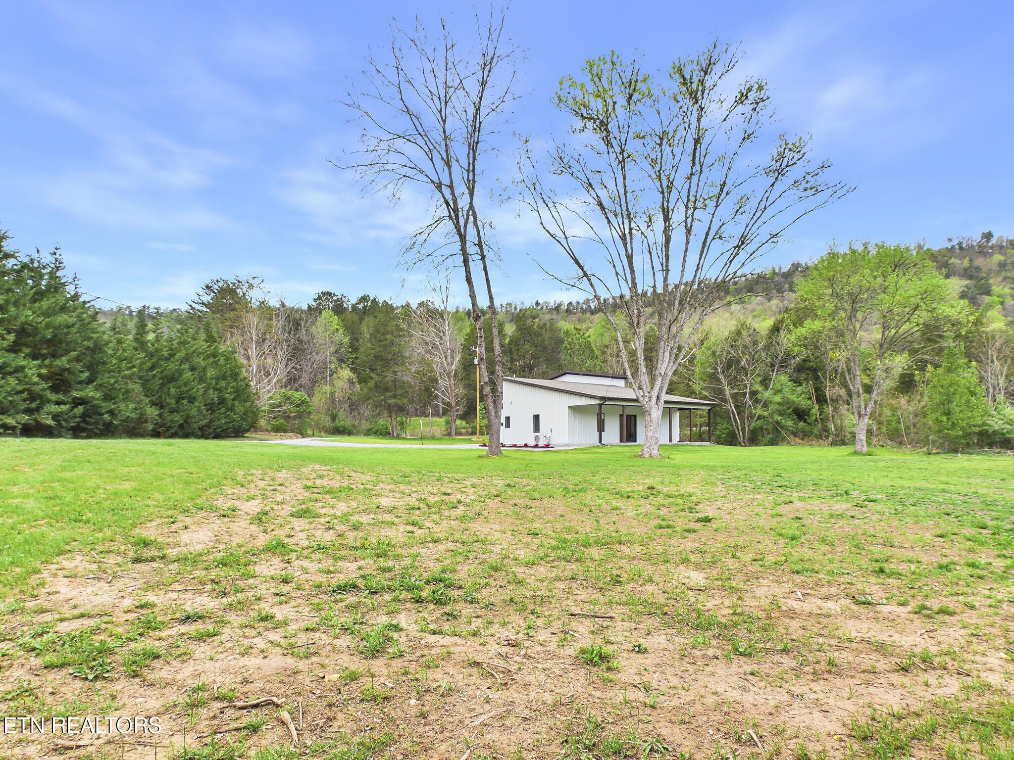 55-055 - 1483 Reagan Valley Rd, Tellico Plains, TN 37385