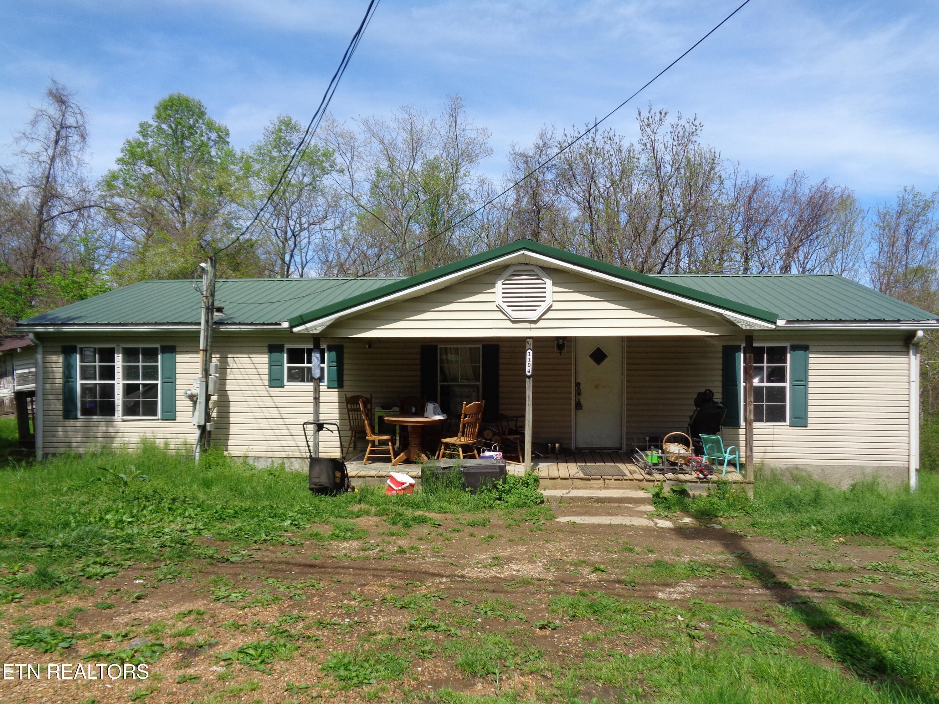 1104 Valley Home Rd, Morristown, TN 37813