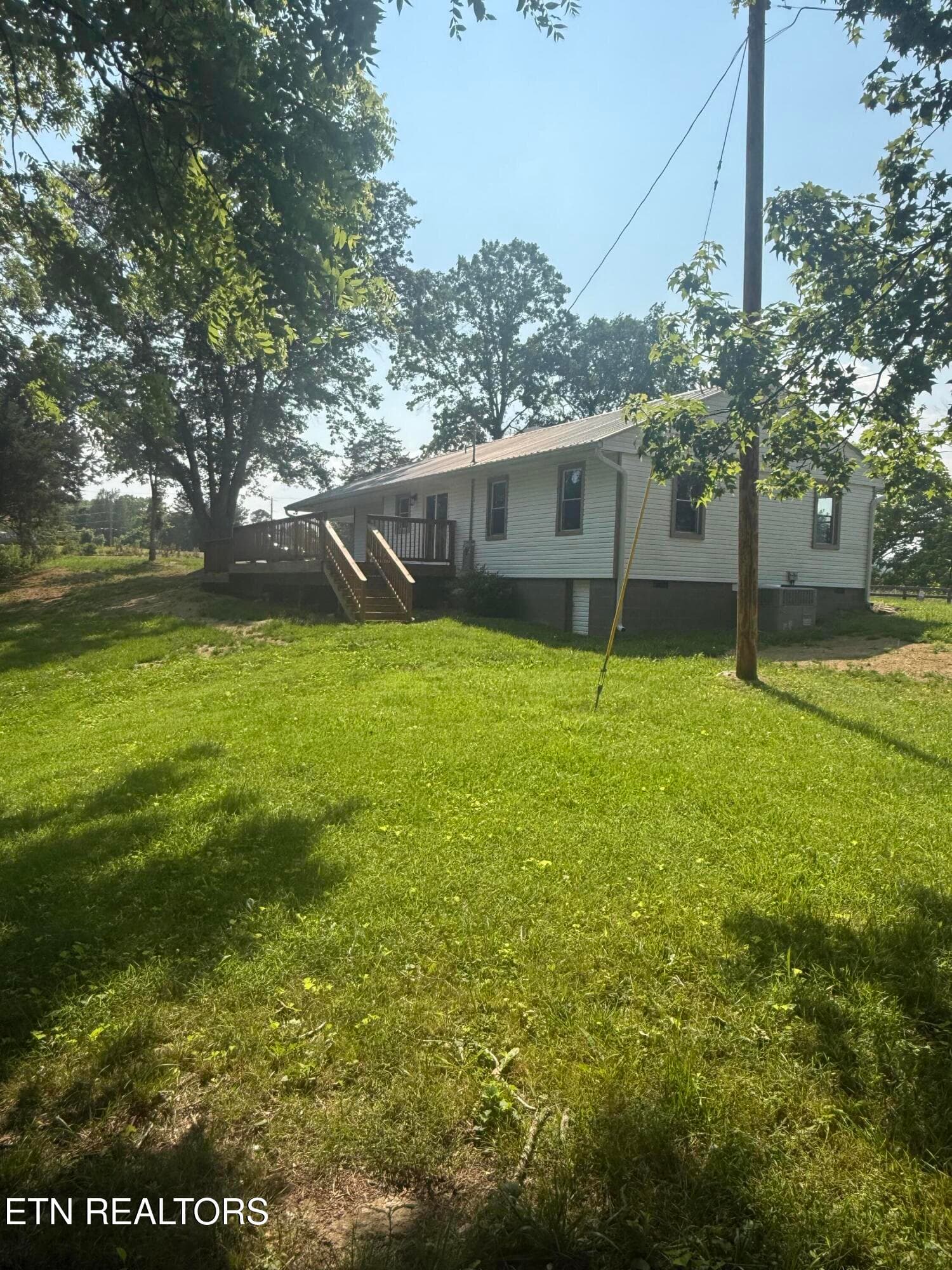 IMG_0879 (1) - 1184 Davis Chapel Rd, LaFollette, TN 37766