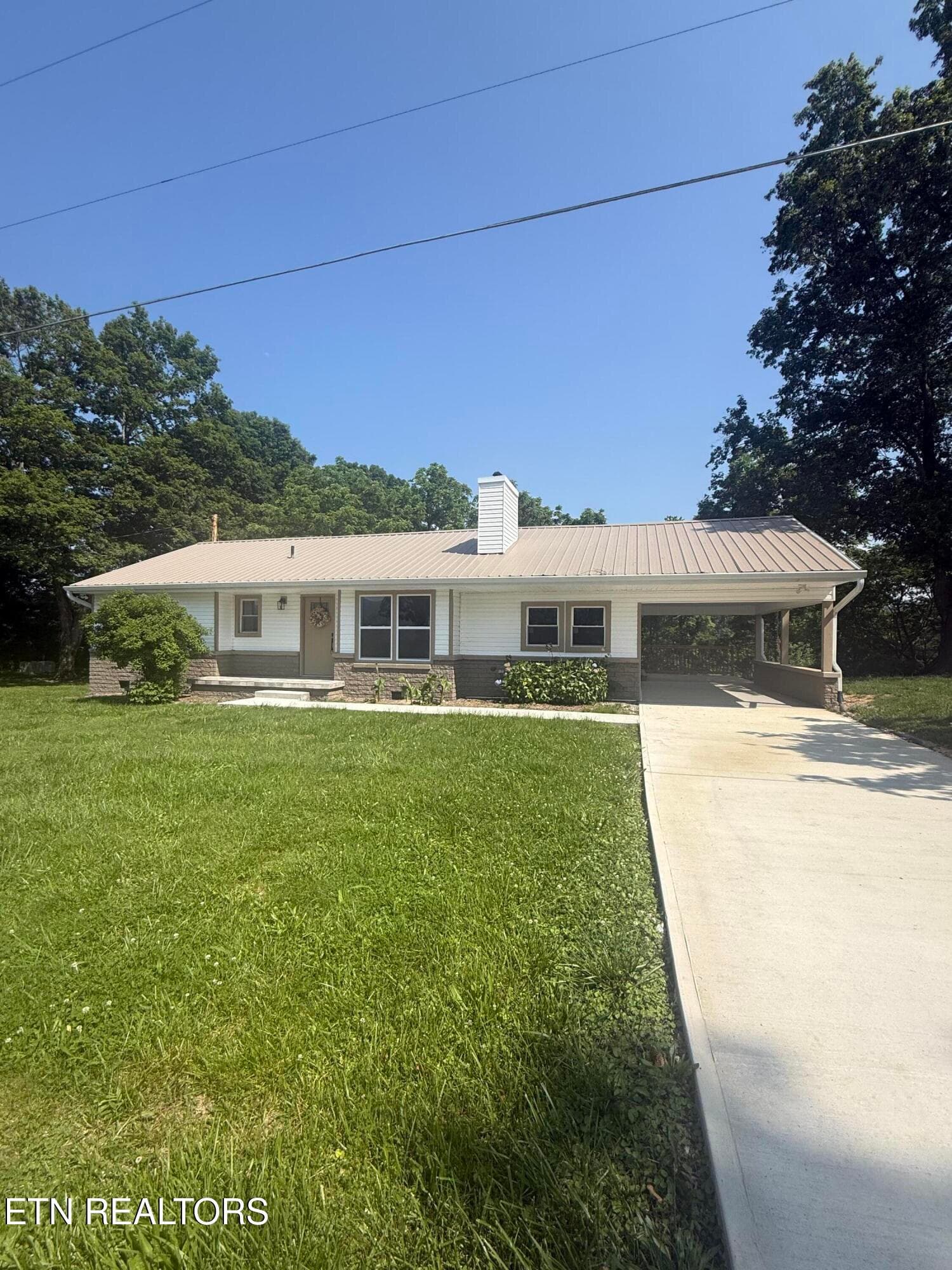IMG_0874 - 1184 Davis Chapel Rd, LaFollette, TN 37766
