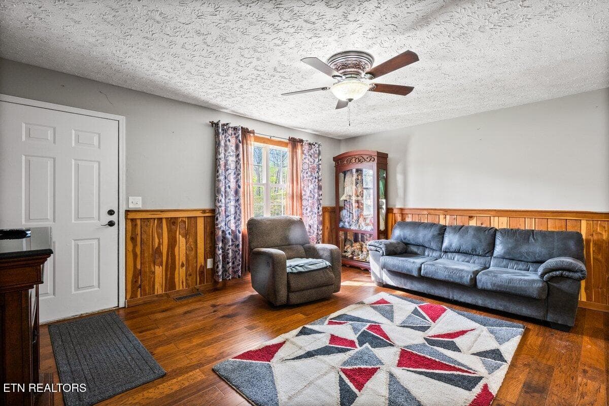 225 Country Way Dr 8 - 225 Country Way Drive, LaFollette, TN 37766, LaFollette
