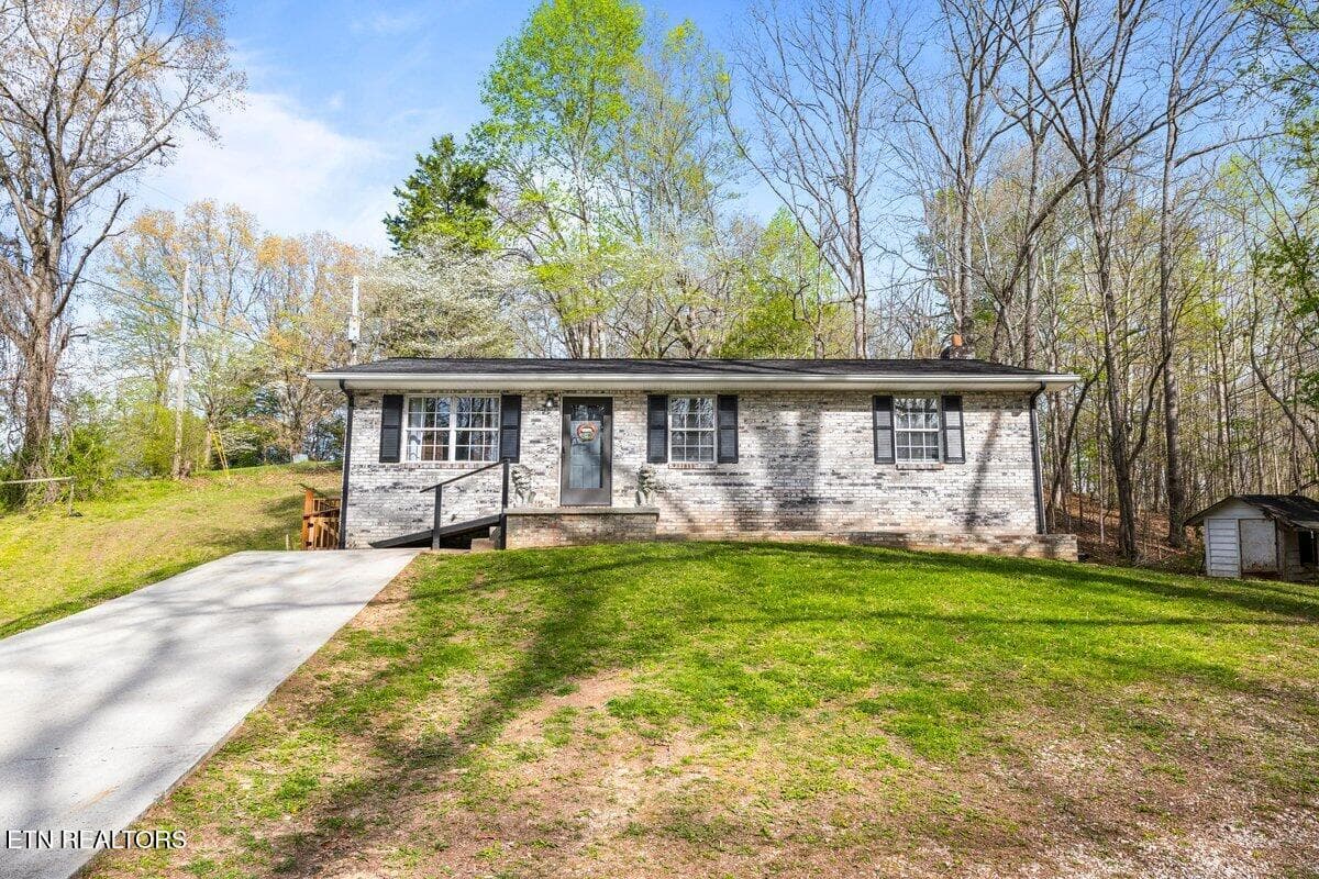 225 Country Way Dr 44 - 225 Country Way Drive, LaFollette, TN 37766, LaFollette