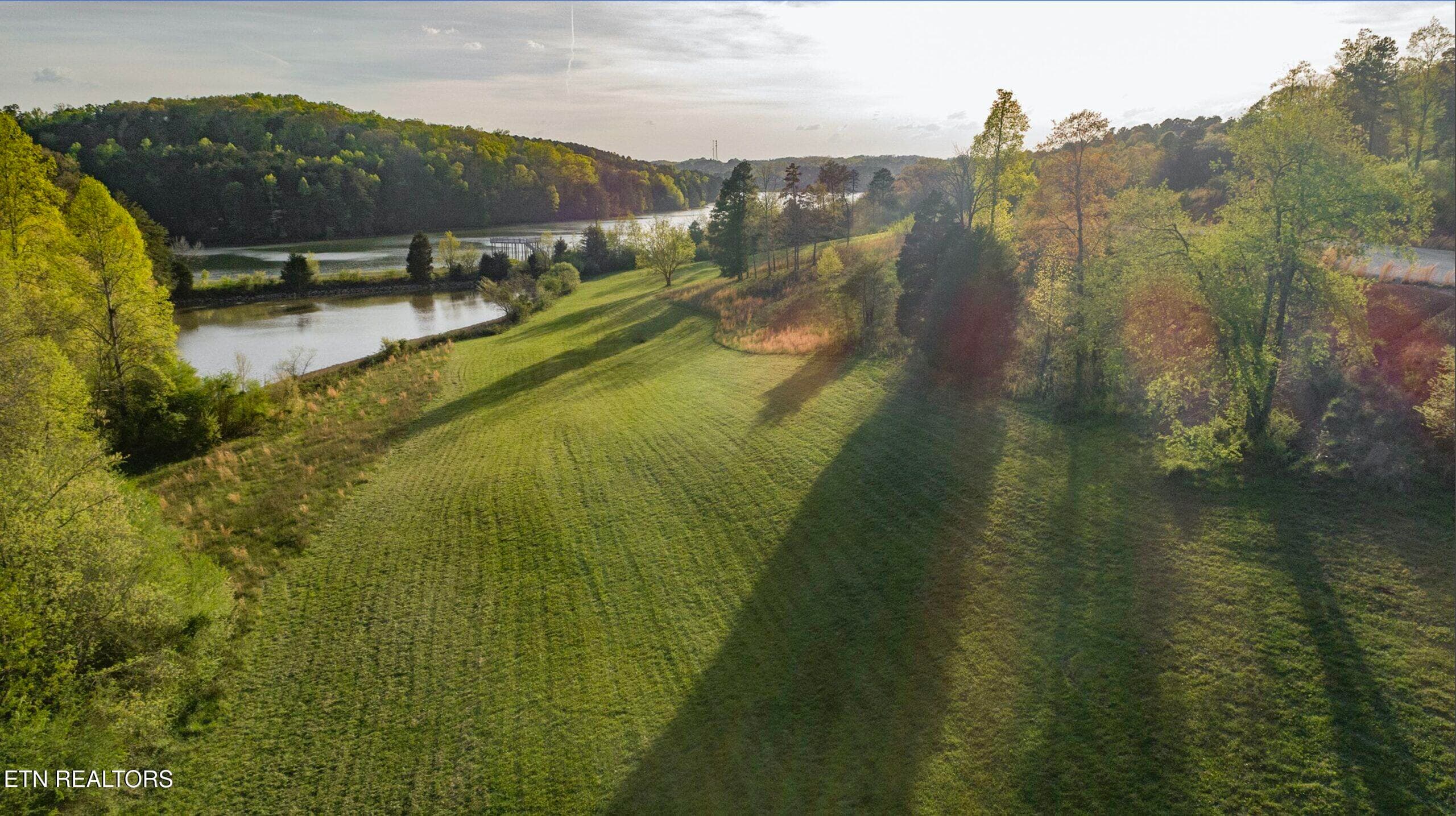 River Cove Pic 2 - 194 Forest Ridge Lane, Greenback, TN 37742