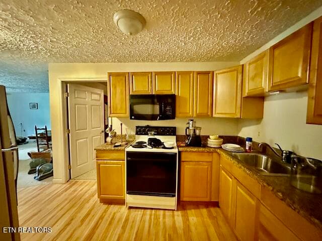 Basement Kitchen - 200 Simpson Lane, Wallins, KY 40873