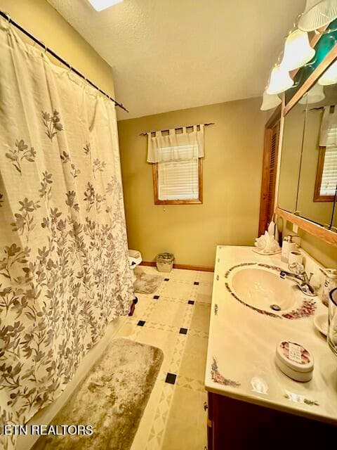 guest bathroom - 200 Simpson Lane, Wallins, KY 40873