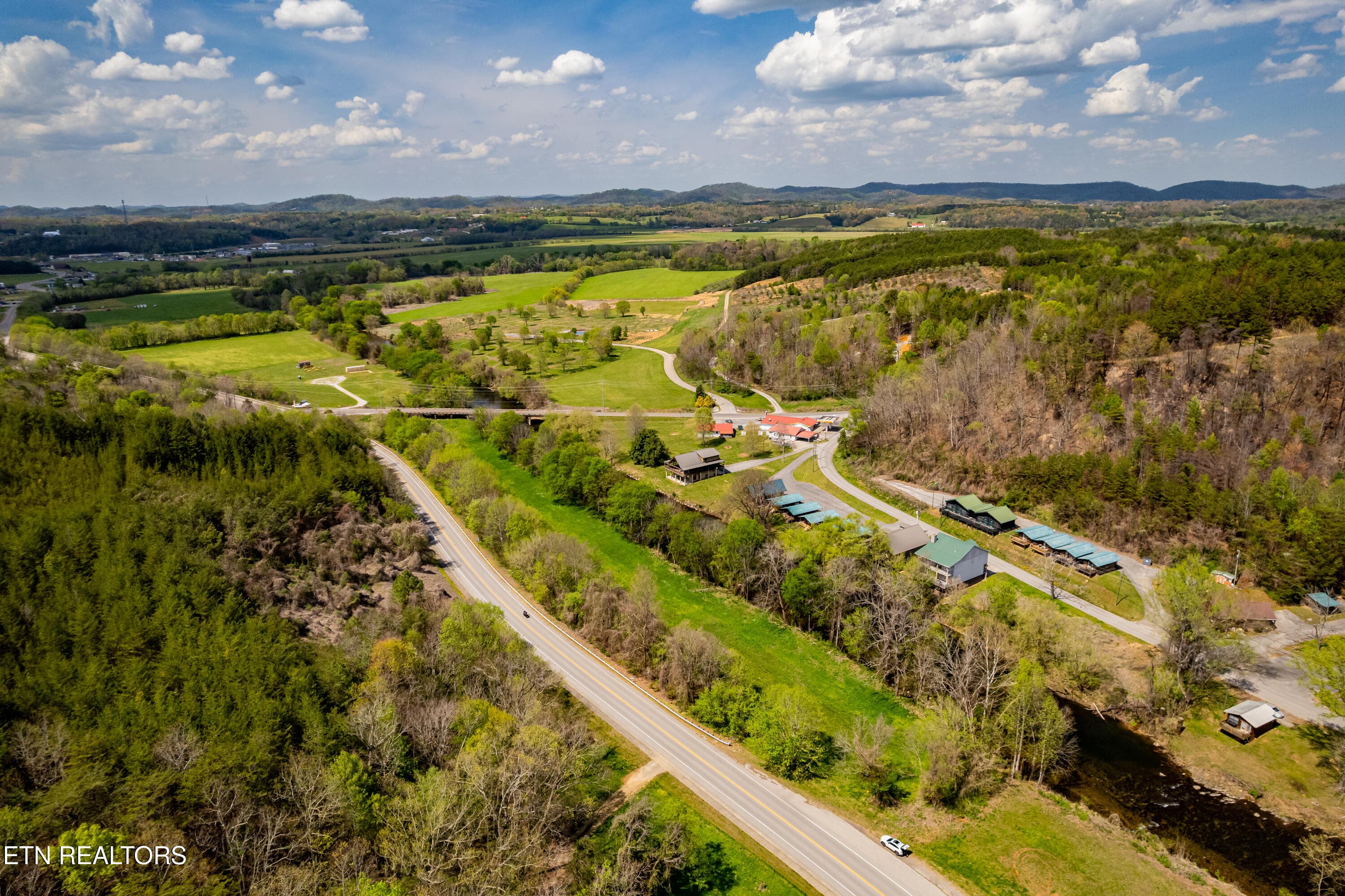 3.77acreSkyway-36 - 2 Cherohala Skyway, Tellico Plains, TN 37385