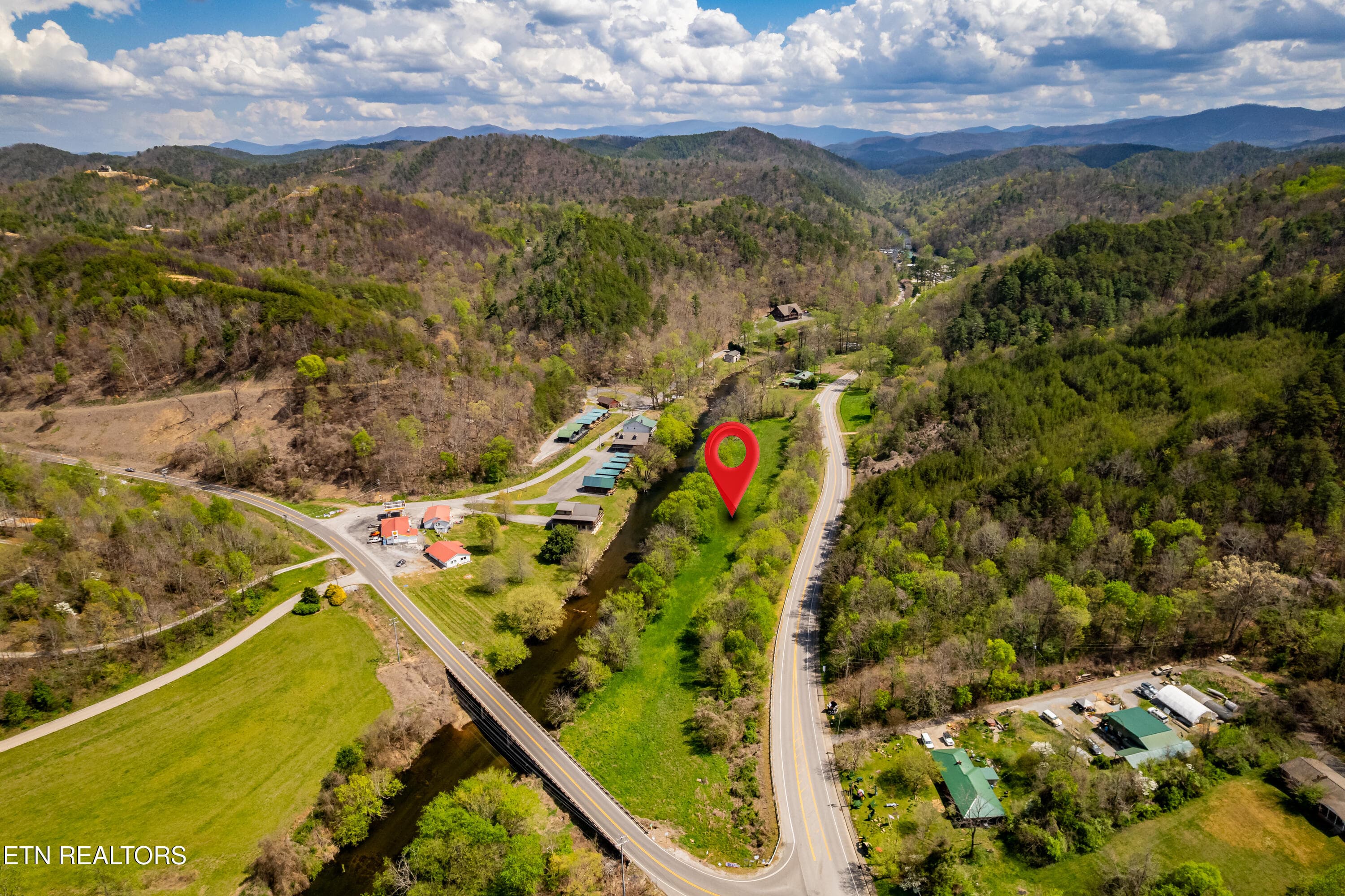 3.77acreSkyway-49 - 2 Cherohala Skyway, Tellico Plains, TN 37385