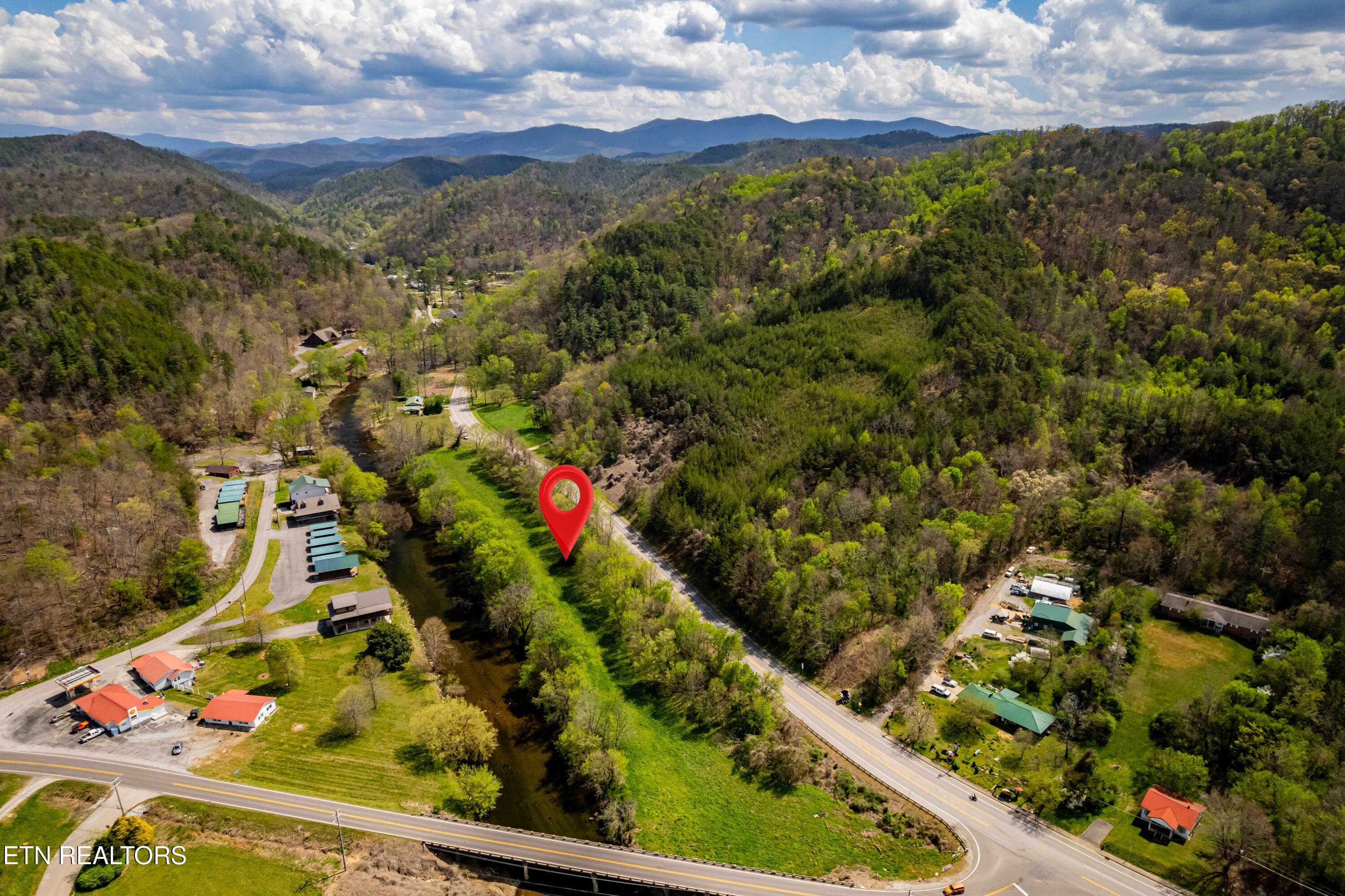 3.77acreSkyway-53 - 2 Cherohala Skyway, Tellico Plains, TN 37385
