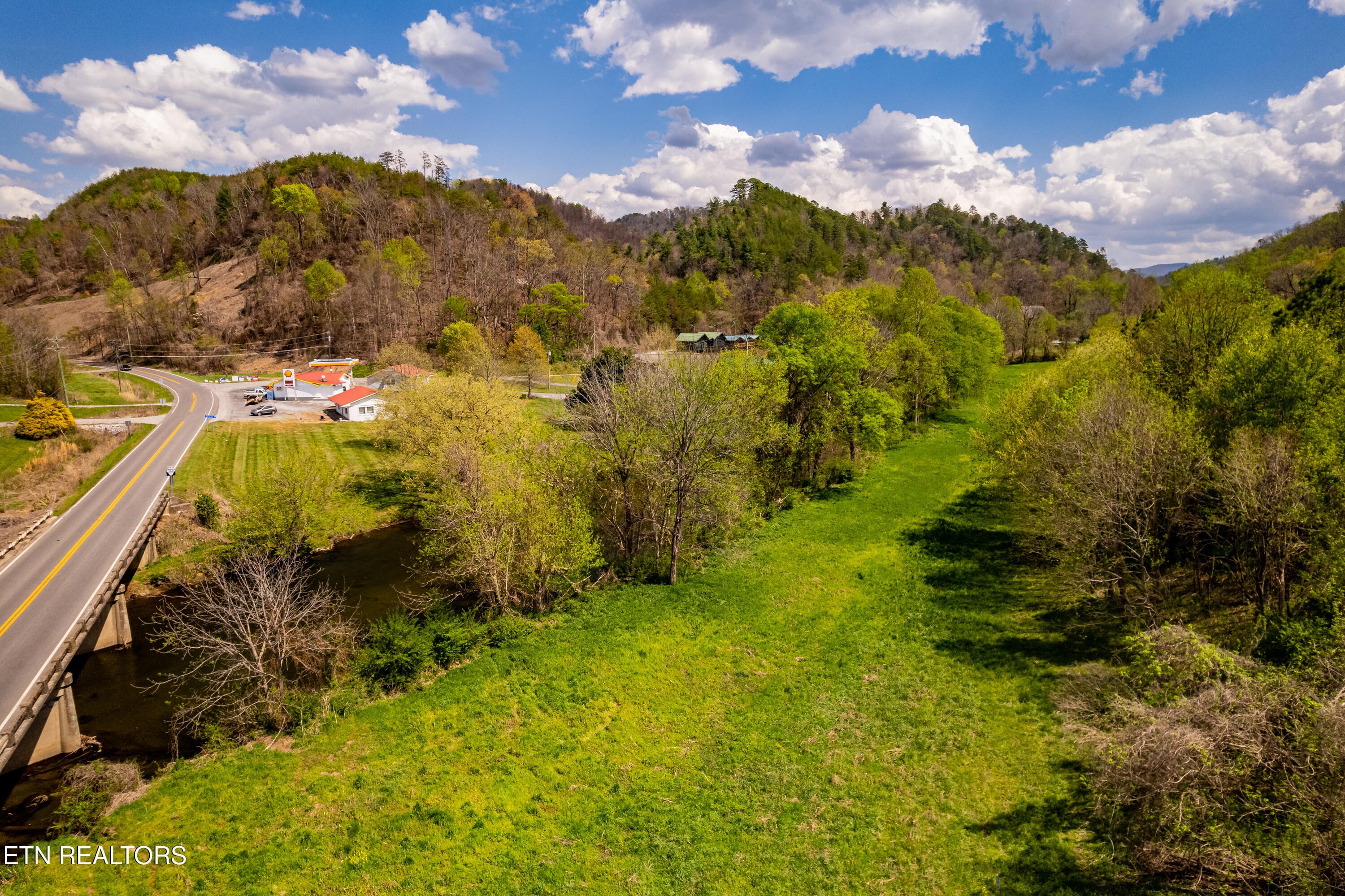 3.77acreSkyway-10 - 2 Cherohala Skyway, Tellico Plains, TN 37385
