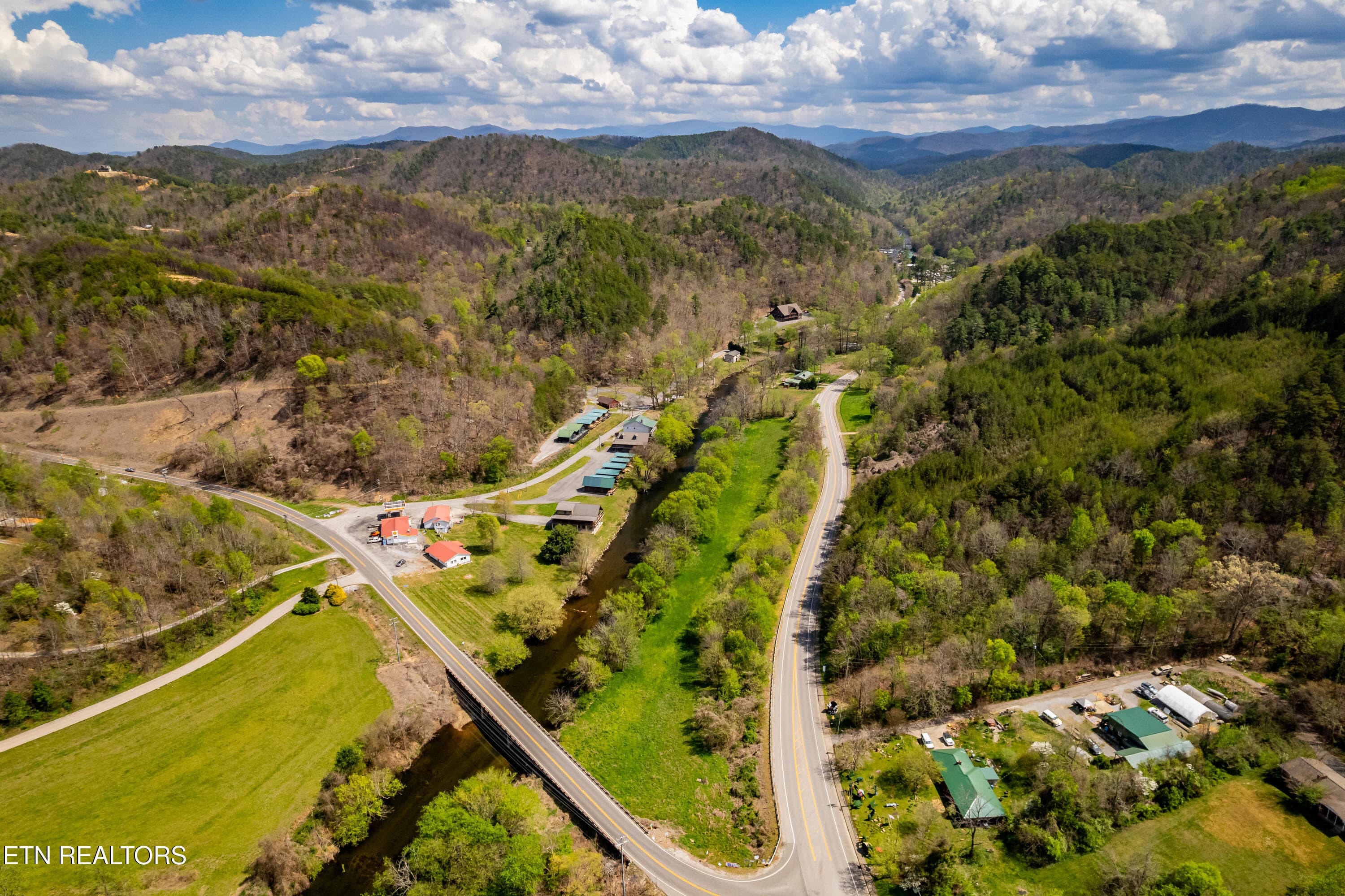 3.77acreSkyway-50 - 2 Cherohala Skyway, Tellico Plains, TN 37385