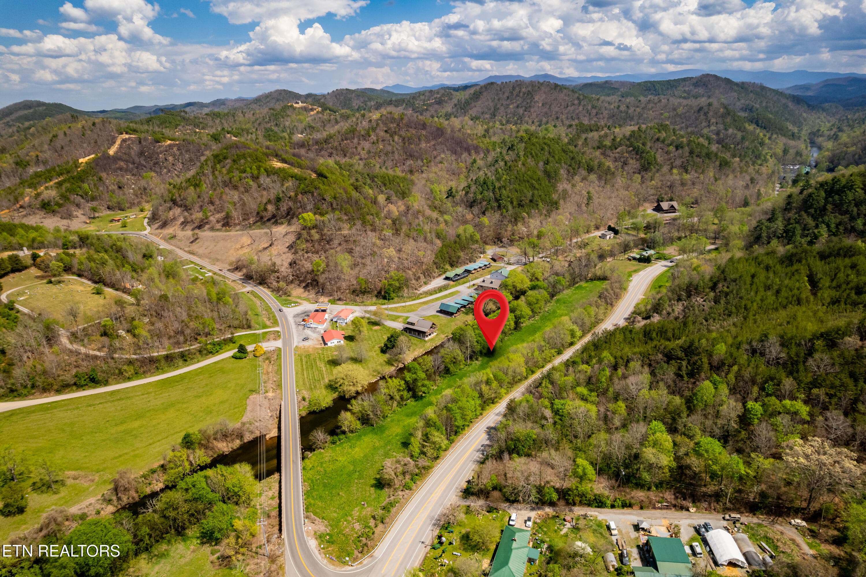 3.77acreSkyway-46 - 2 Cherohala Skyway, Tellico Plains, TN 37385
