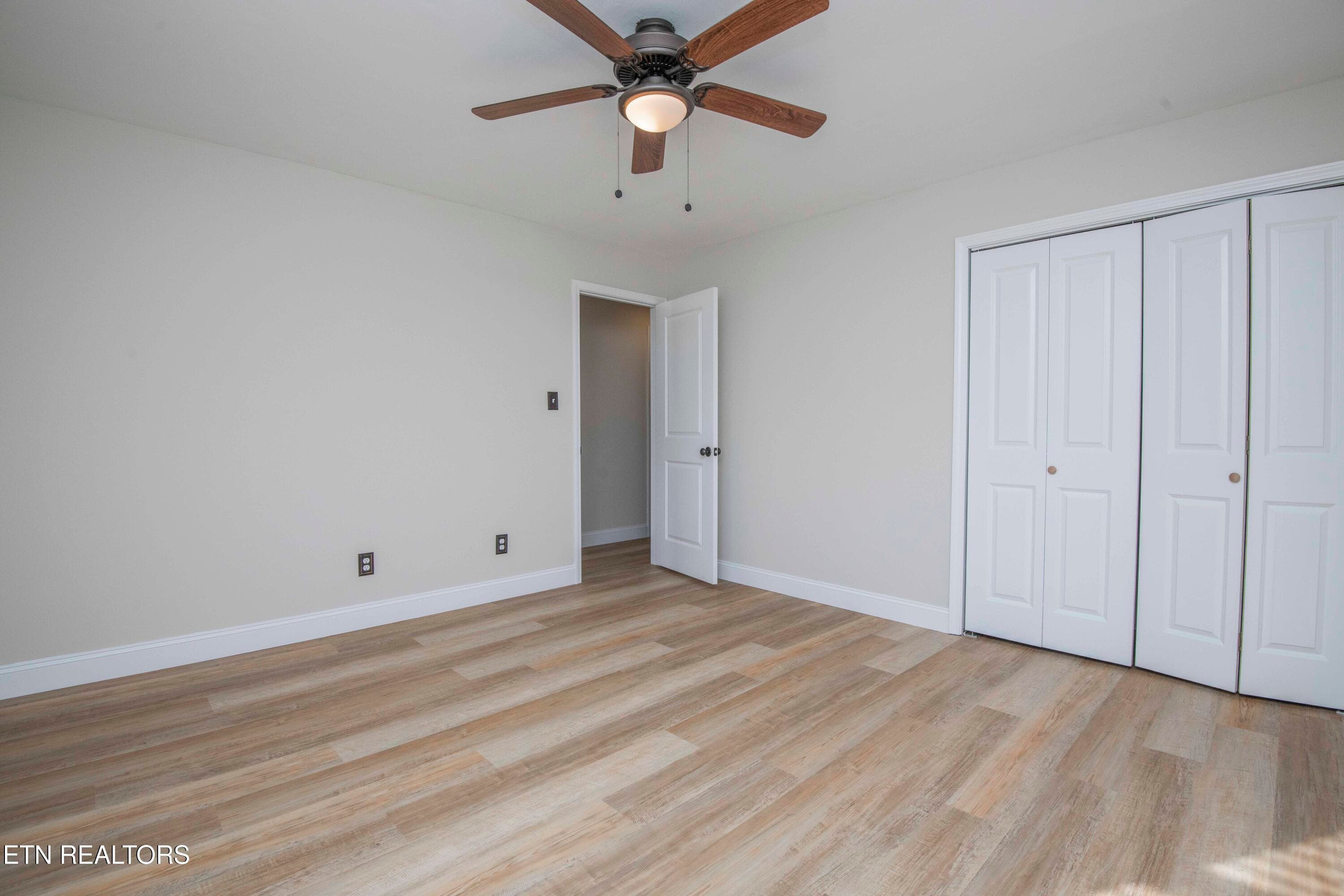 bed 1_1 - 10732 Richland Rd, Mascot, TN 37806