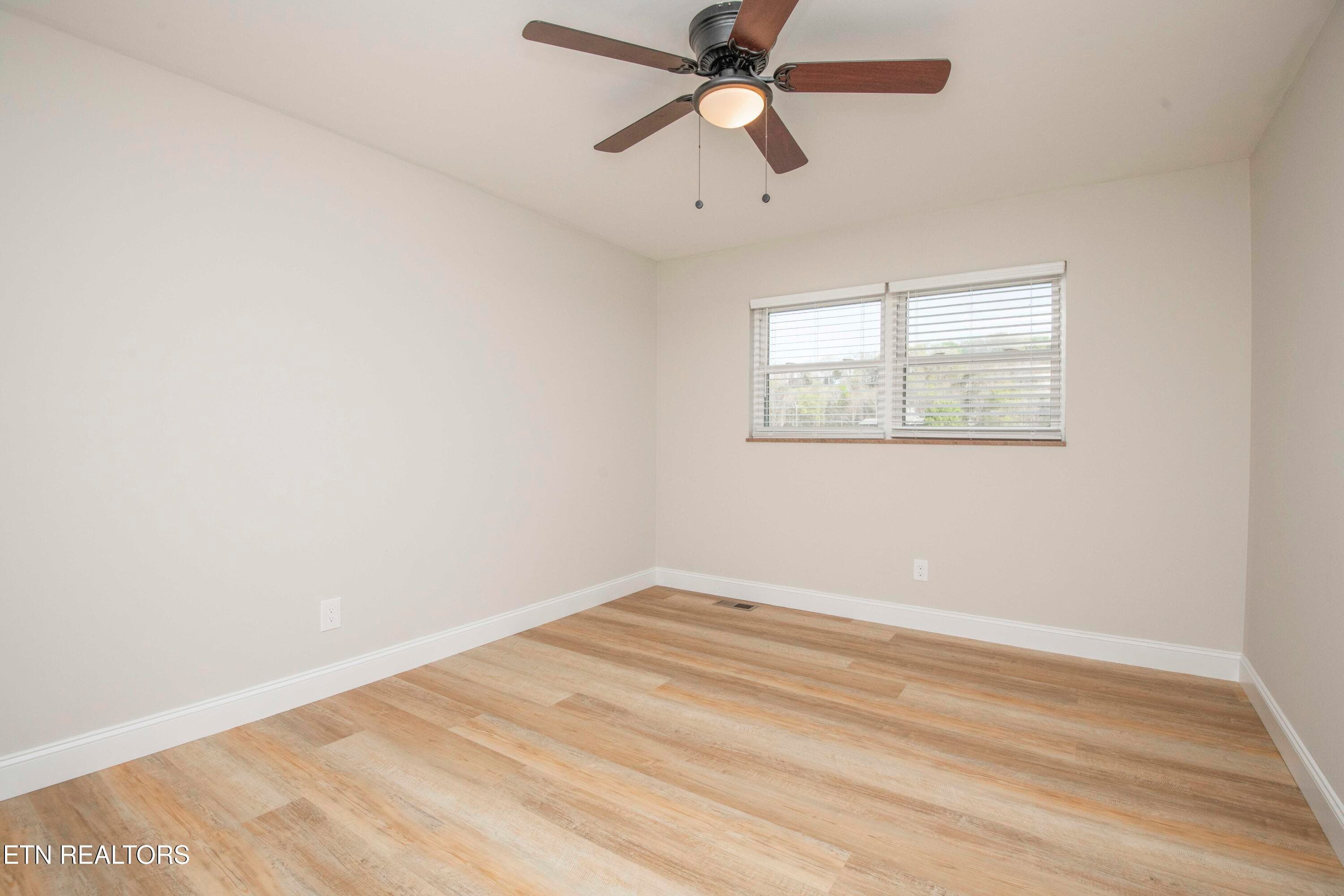 third bed 3_1 - 10732 Richland Rd, Mascot, TN 37806