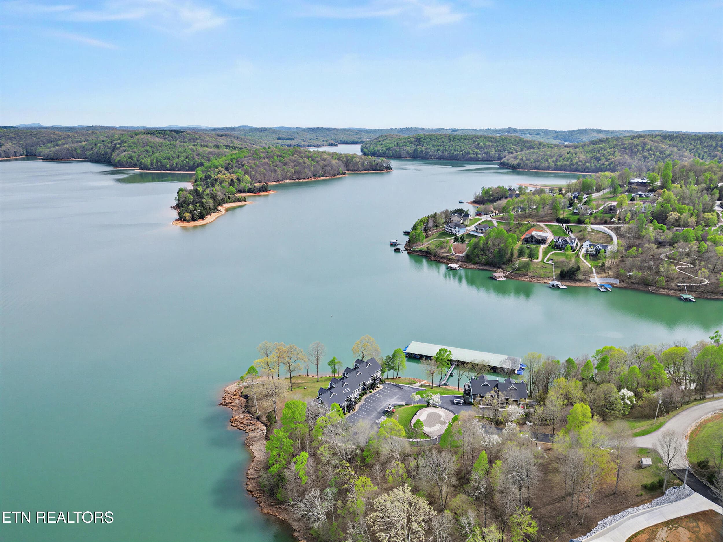 43_10 - 700 Shanghai Landing Lane 8, LaFollette, TN 37766