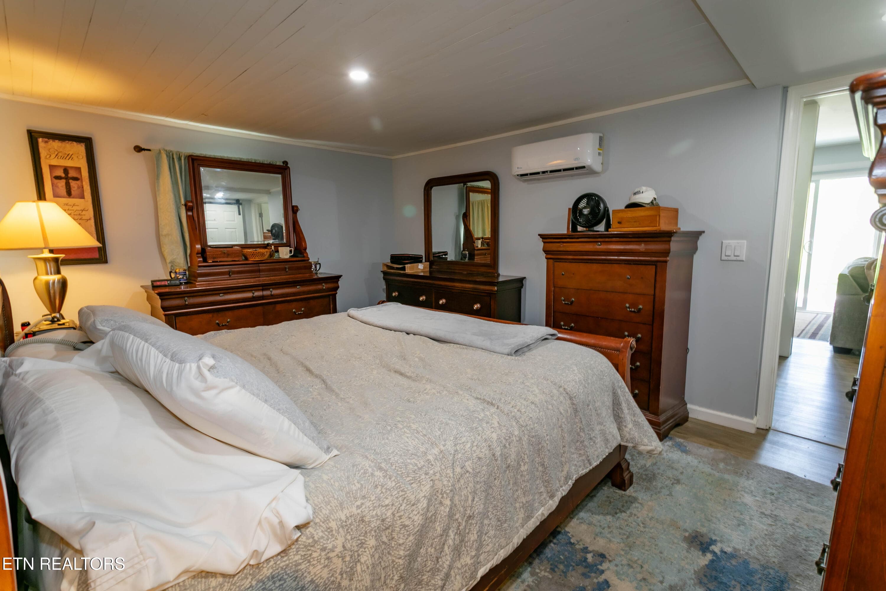 2B4A9076 - 8113 W Old Highway 73, Townsend, TN 37882