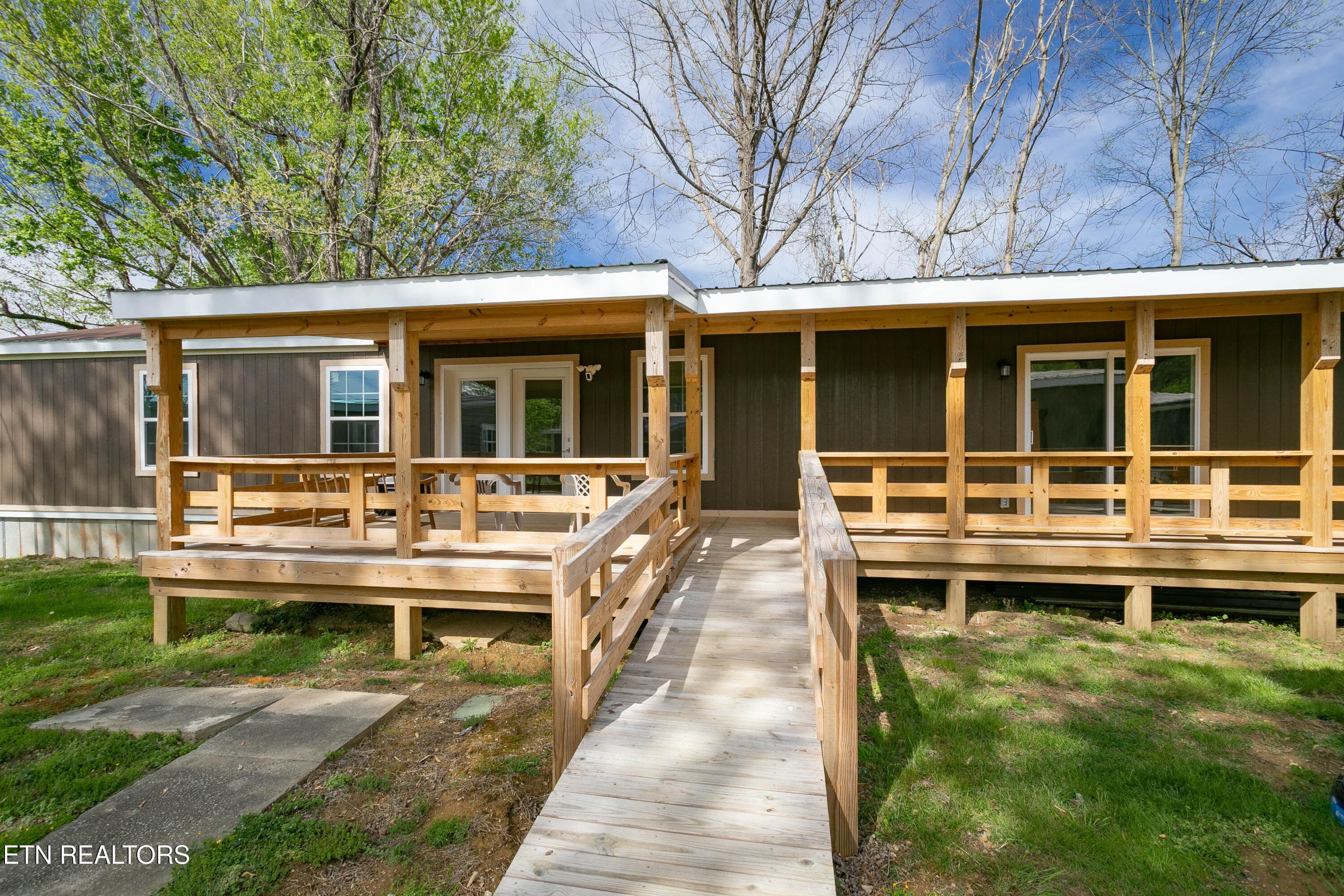 2B4A9061 (1) - 8113 W Old Highway 73, Townsend, TN 37882