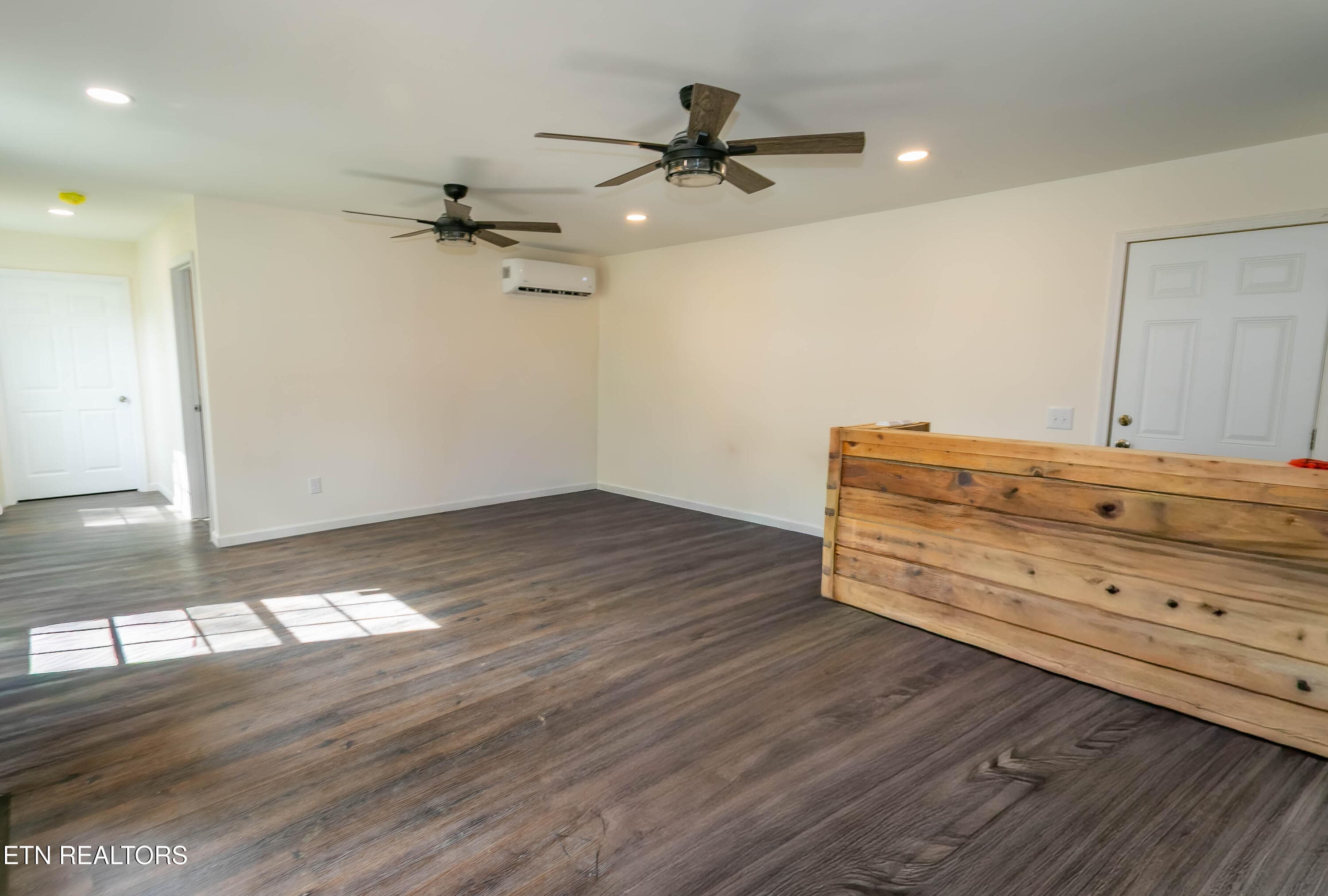 2B4A9052 - 8113 W Old Highway 73, Townsend, TN 37882