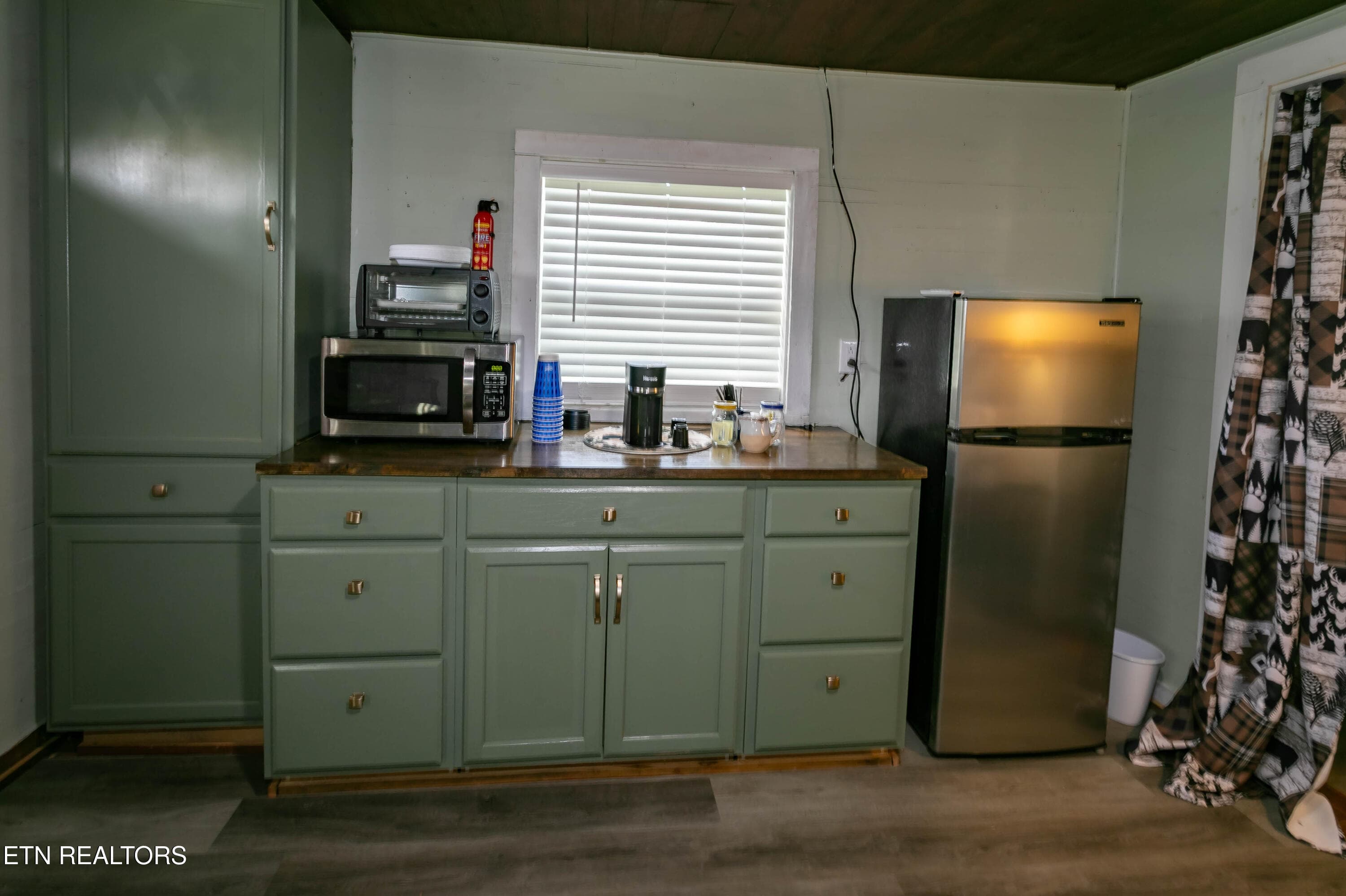 2B4A9029 - 8113 W Old Highway 73, Townsend, TN 37882