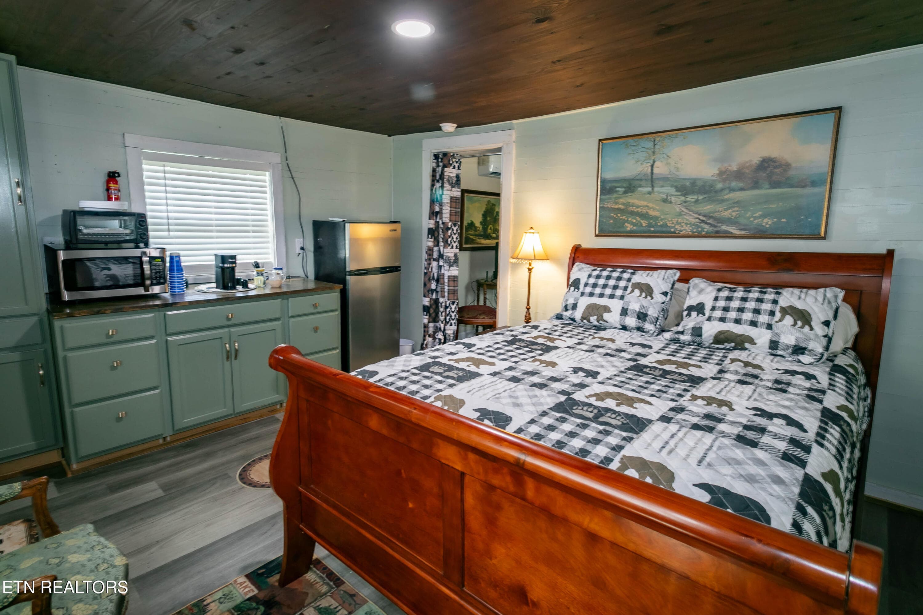 2B4A9027 - 8113 W Old Highway 73, Townsend, TN 37882