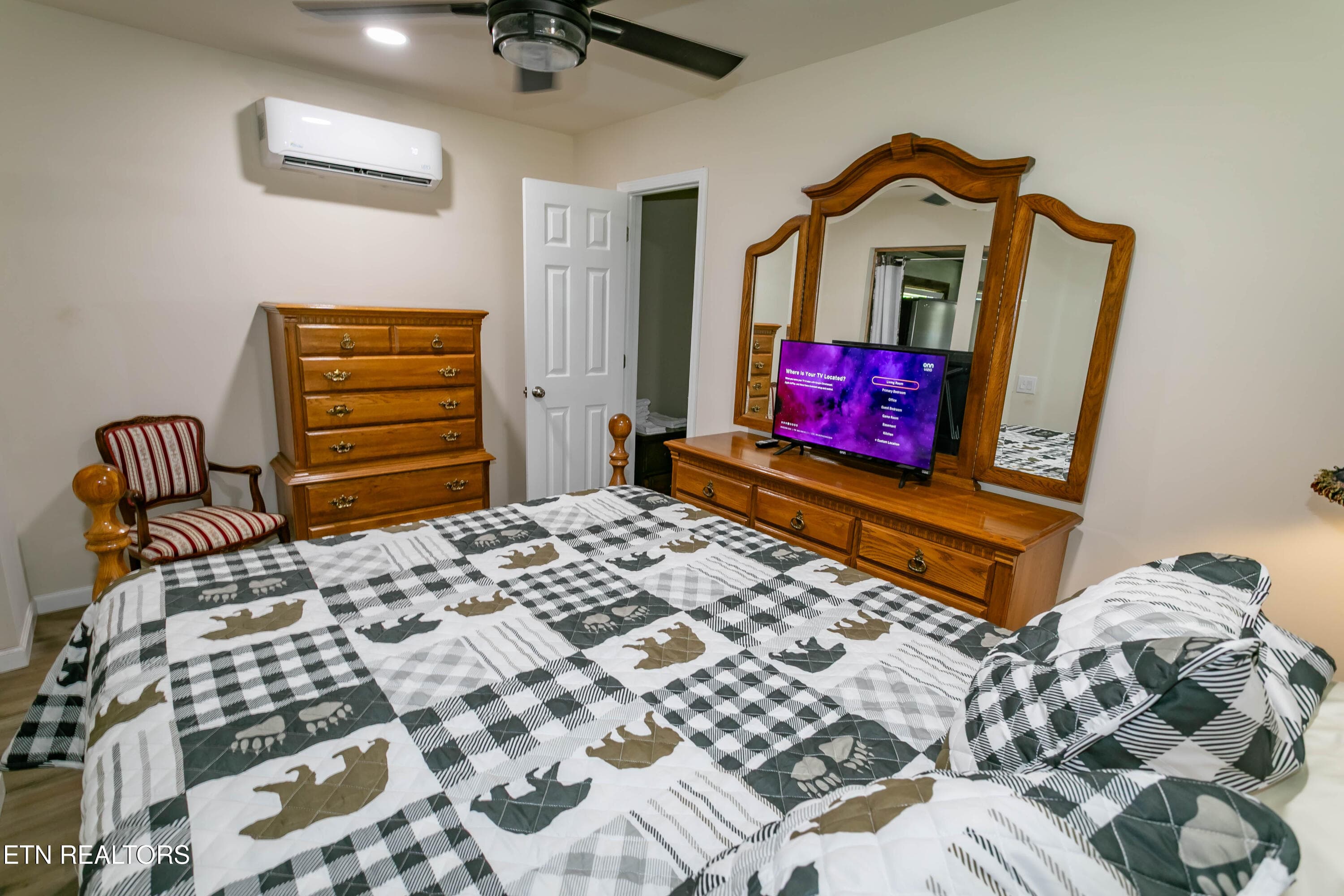 2B4A9036 (1) - 8113 W Old Highway 73, Townsend, TN 37882