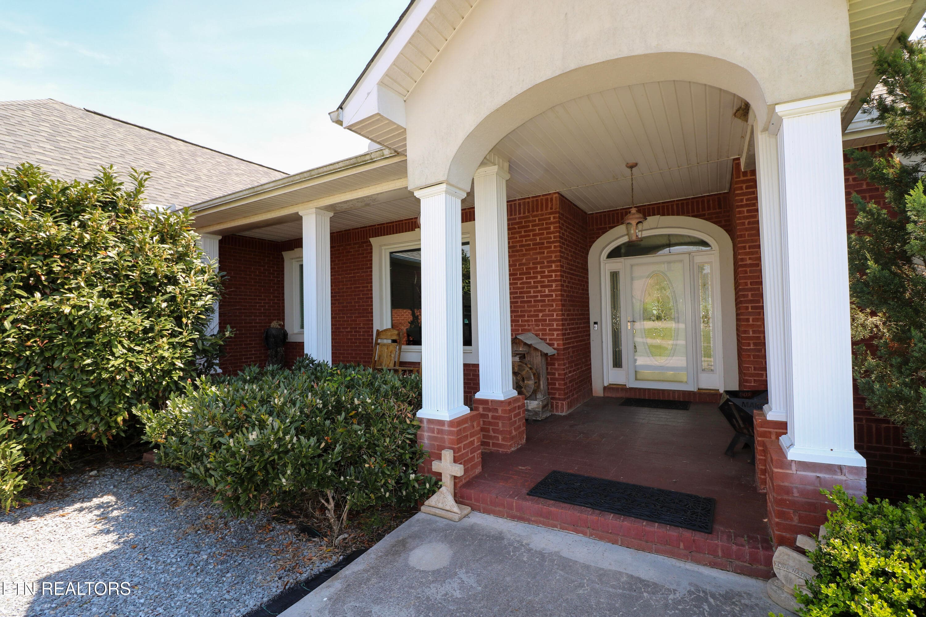 Front Porch 1 - 123 Double Tee Court, Tazewell, TN 37879