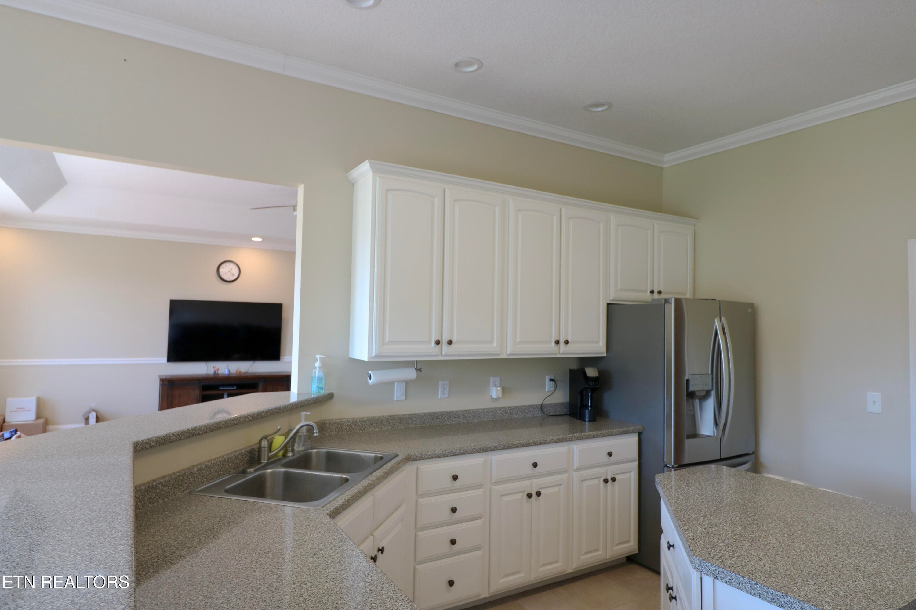 Kitchen 2 - 123 Double Tee Court, Tazewell, TN 37879