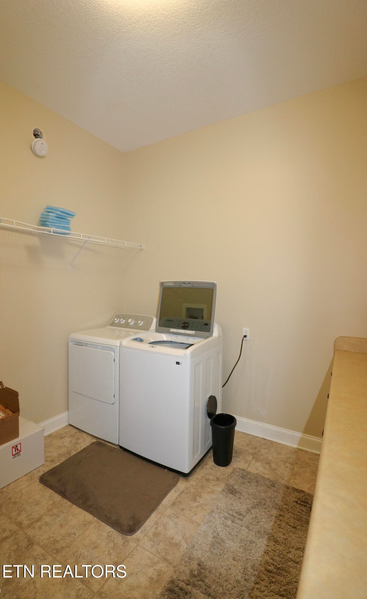 Laundry 2 - 123 Double Tee Court, Tazewell, TN 37879