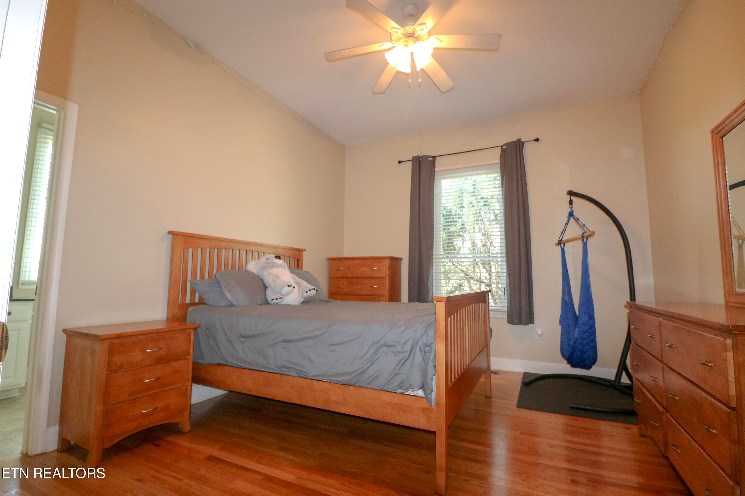 Bedroom 2 - 123 Double Tee Court, Tazewell, TN 37879