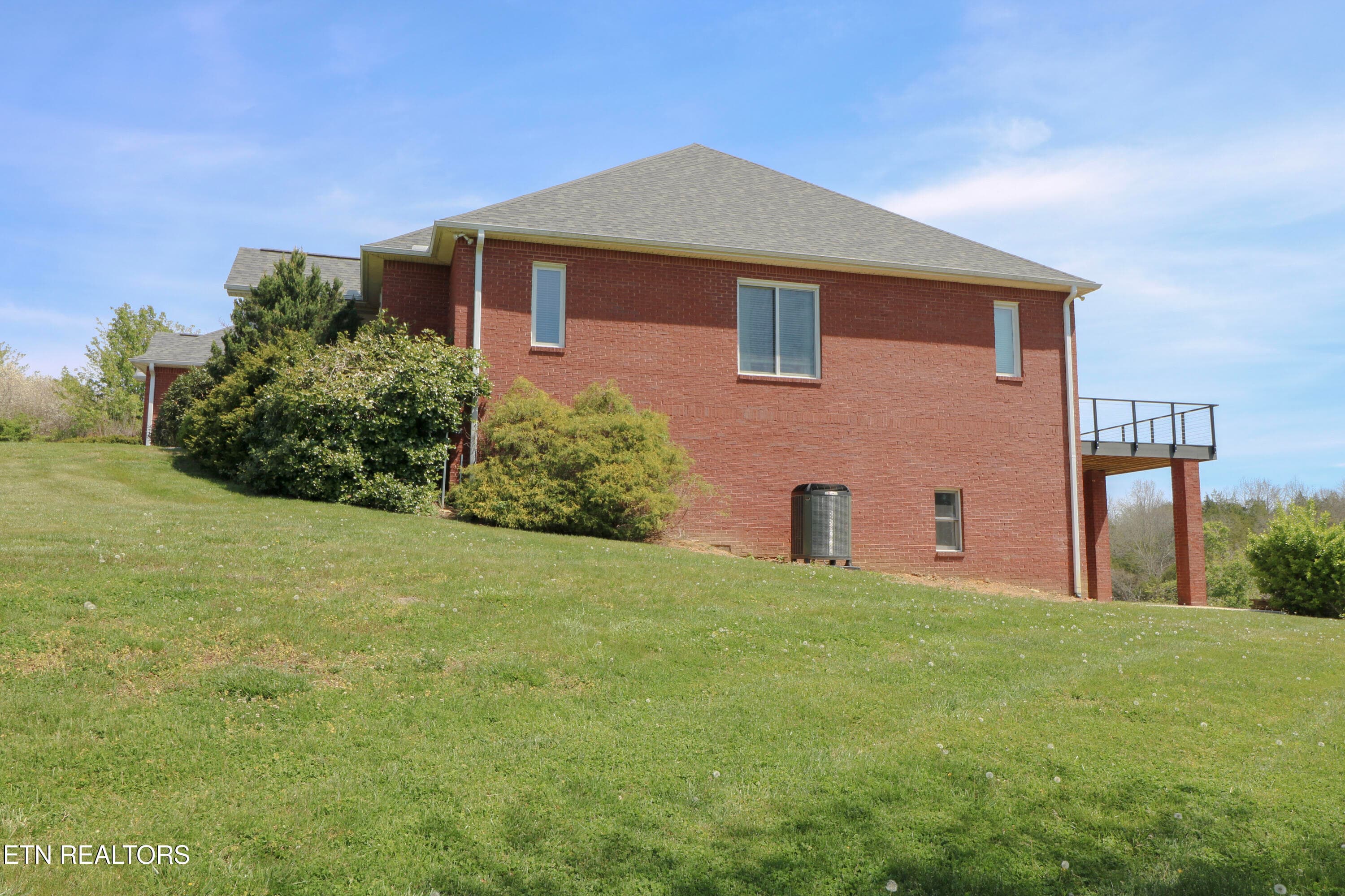 Side of Home 2 - 123 Double Tee Court, Tazewell, TN 37879