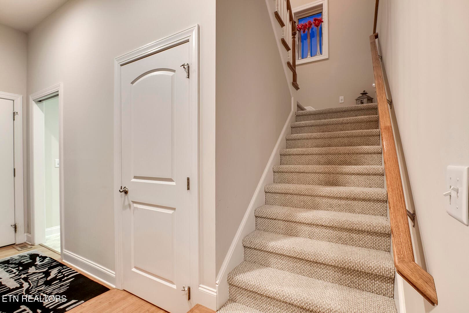 36_RarityBayPkwy_1490_StairsUp - 1490 Rarity Bay Pkwy, Vonore, TN 37885, Vonore