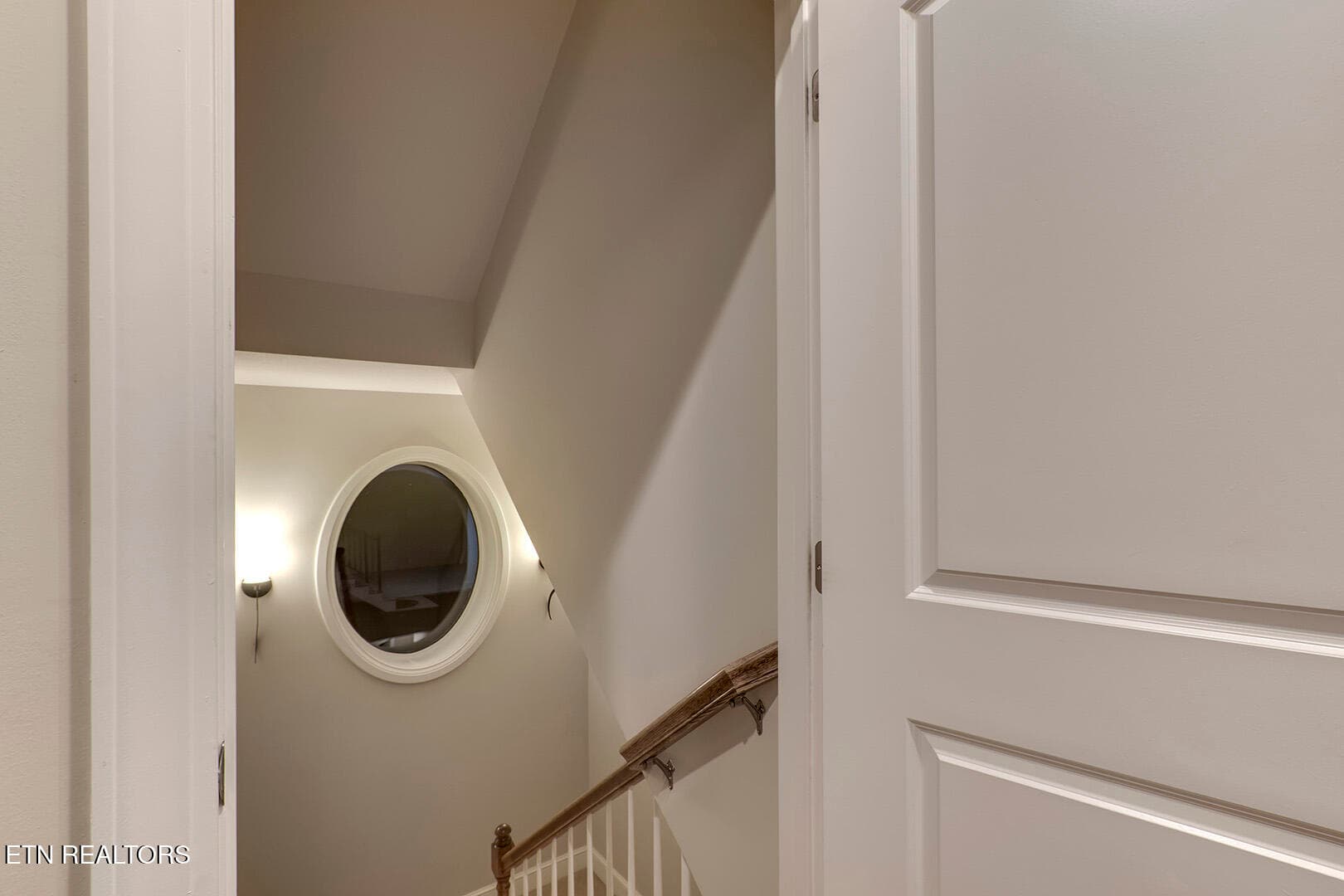 39_RarityBayPkwy_1490_StairsDown - 1490 Rarity Bay Pkwy, Vonore, TN 37885, Vonore
