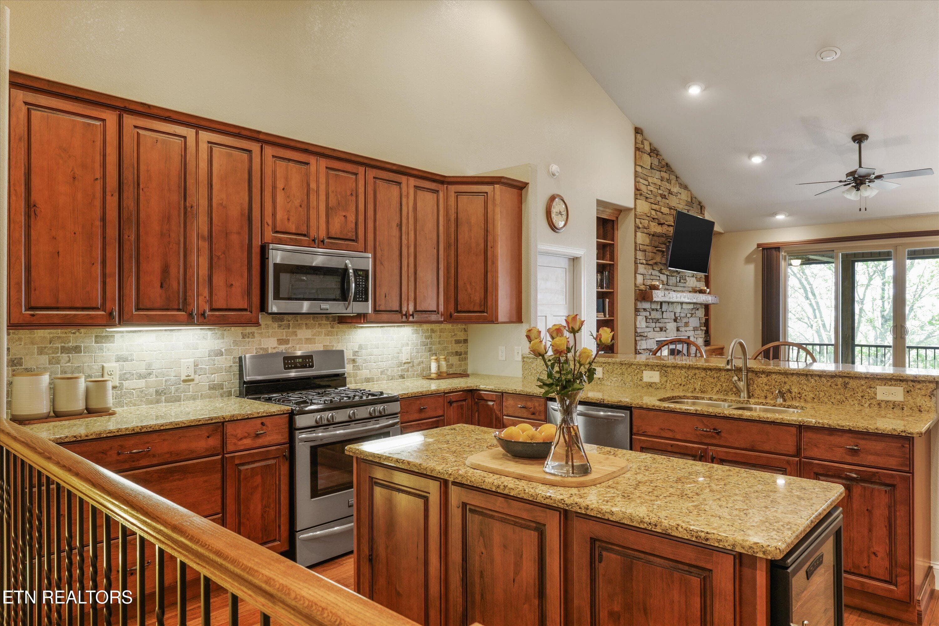 16-2278 Lower Rinehart Rd 019 - 2278 Lower Rinehart Rd, Dandridge, TN 37725