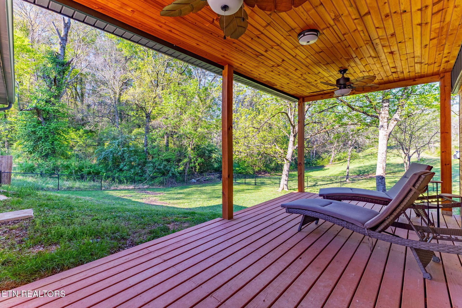 57-web-or-mls-3F1A0336-HDR - 6414 Pine Grove Rd, Knoxville, TN 37914