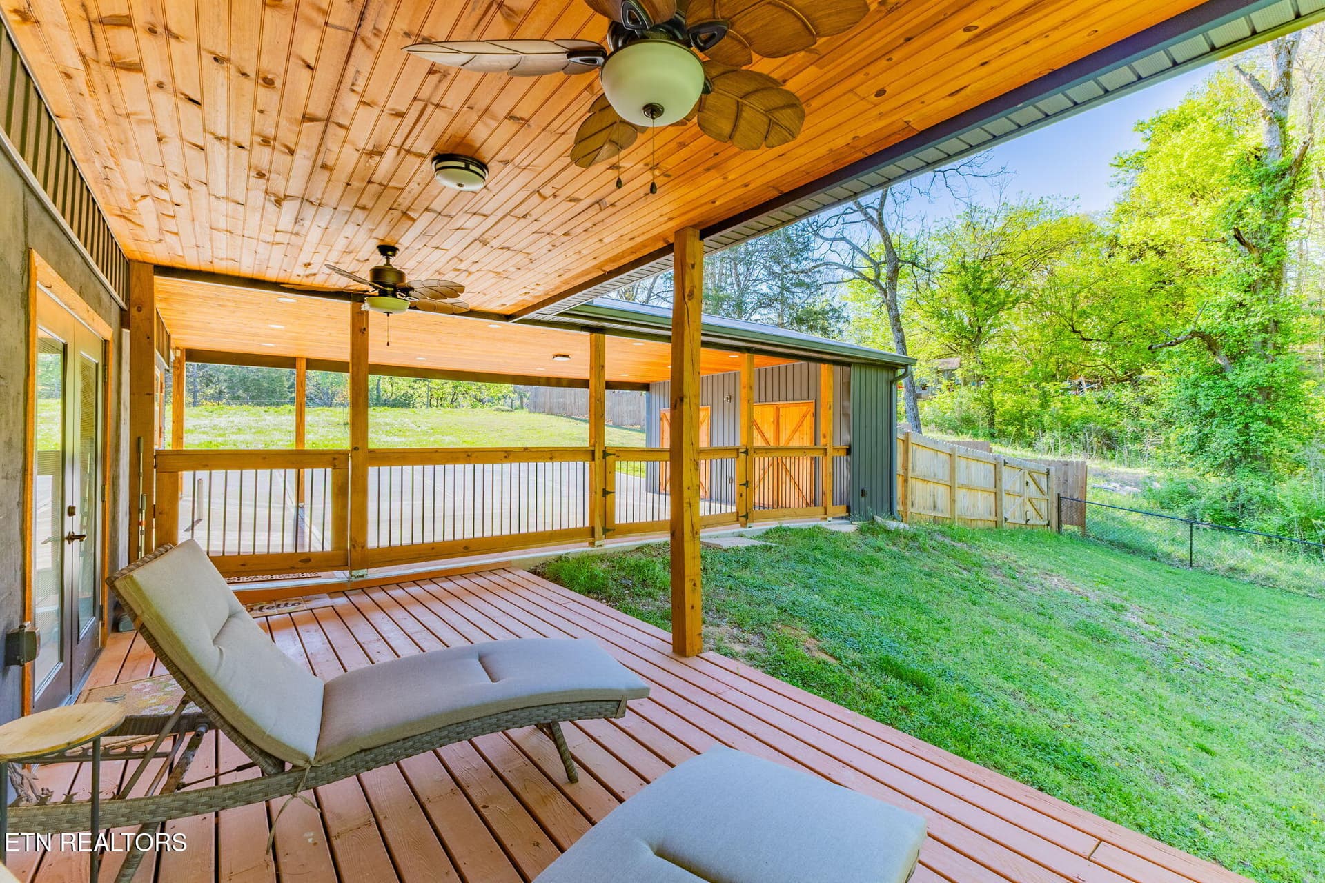 59-web-or-mls-3F1A0345-HDR - 6414 Pine Grove Rd, Knoxville, TN 37914