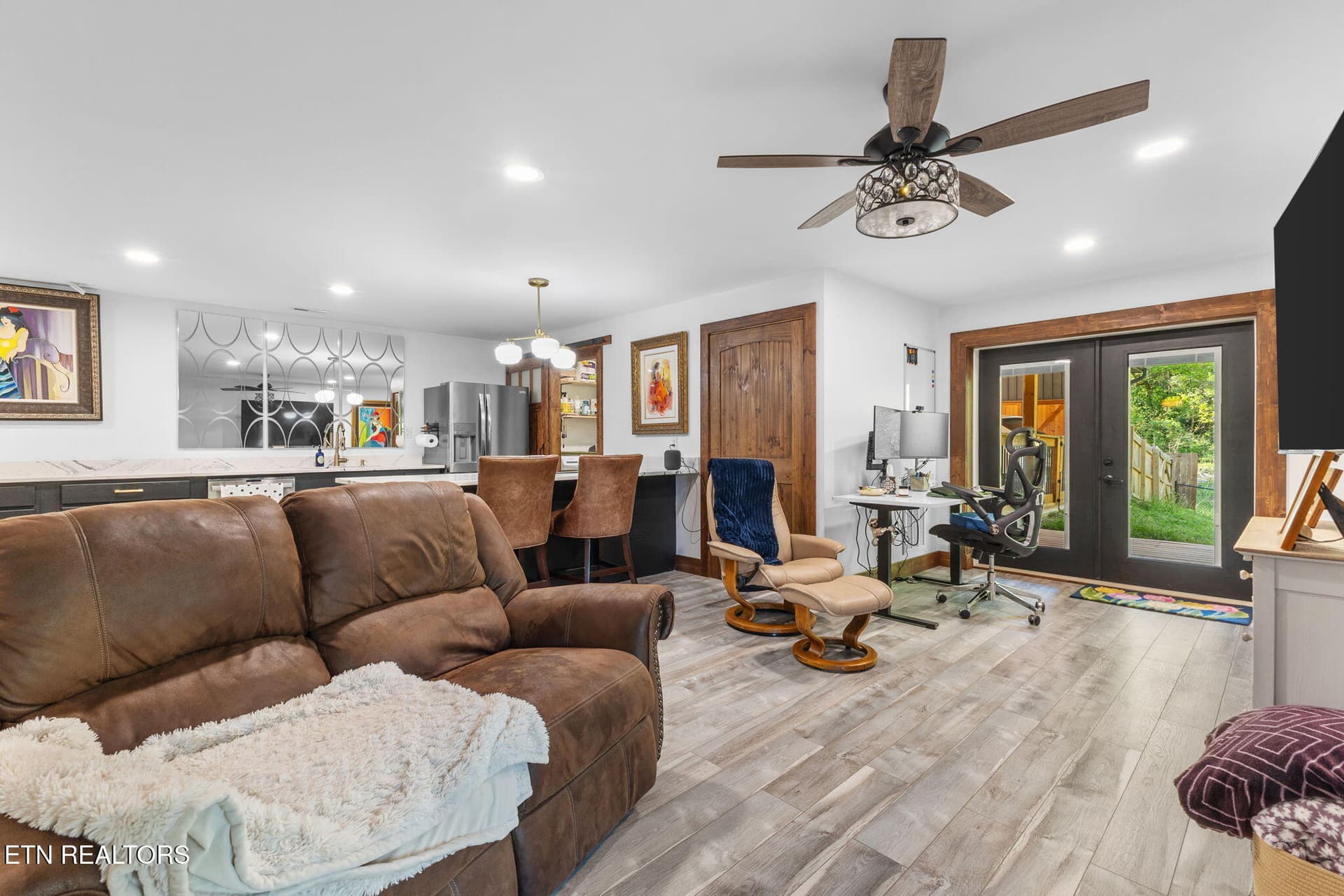 63-web-or-mls-3F1A0362 - 6414 Pine Grove Rd, Knoxville, TN 37914