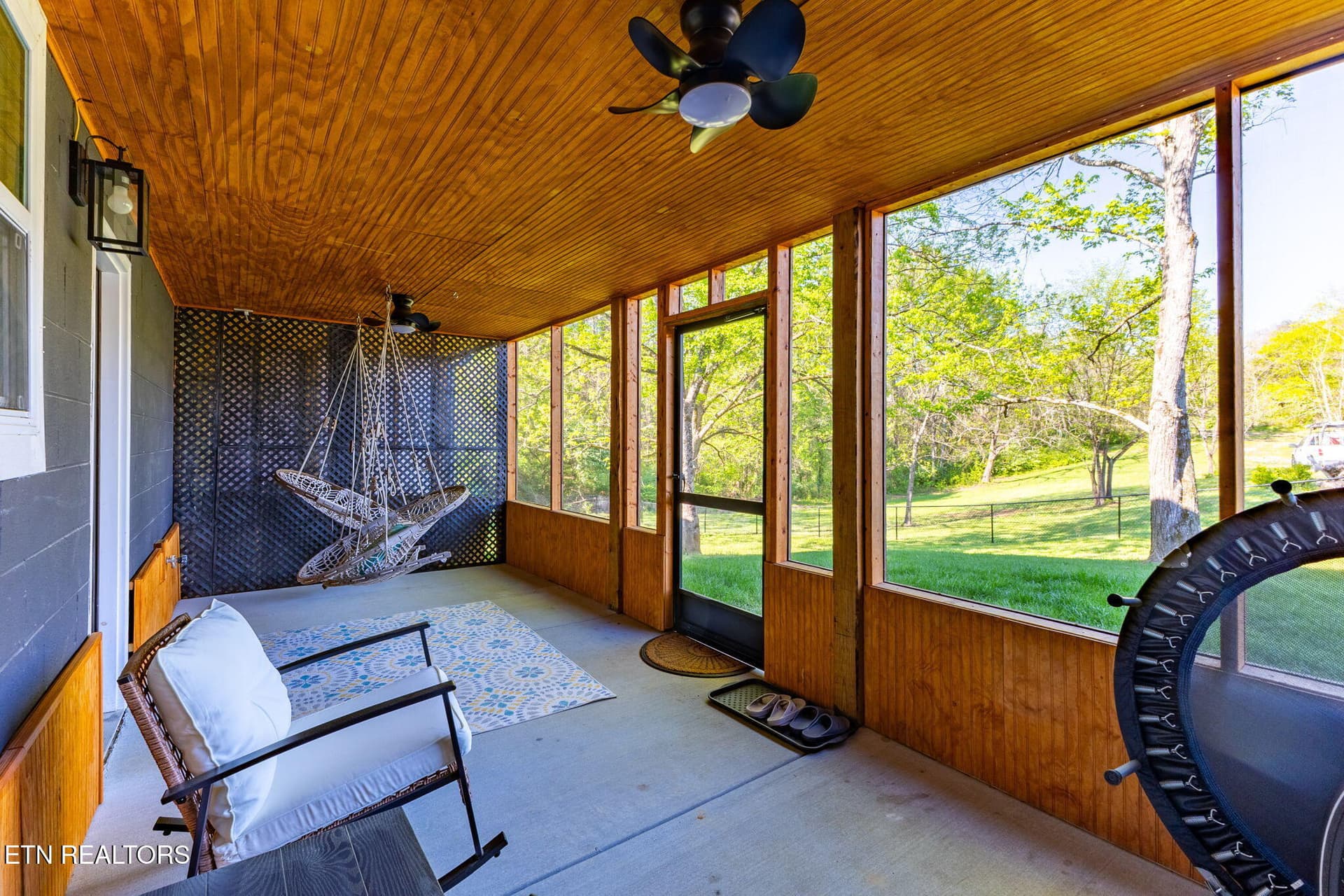 81-web-or-mls-3F1A0423-HDR - 6414 Pine Grove Rd, Knoxville, TN 37914