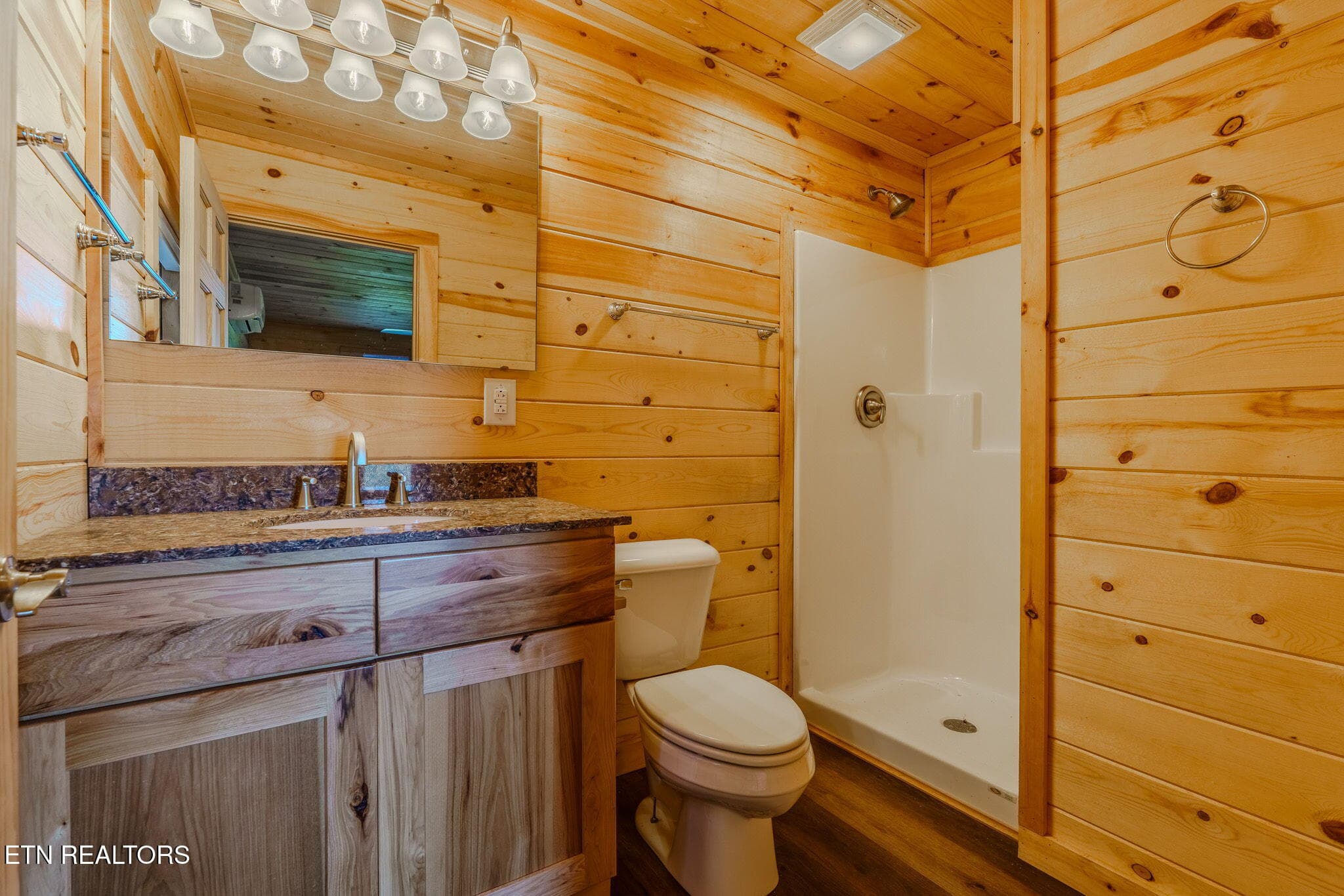 24 - 2821 Overholt Tr, Sevierville, TN 37862