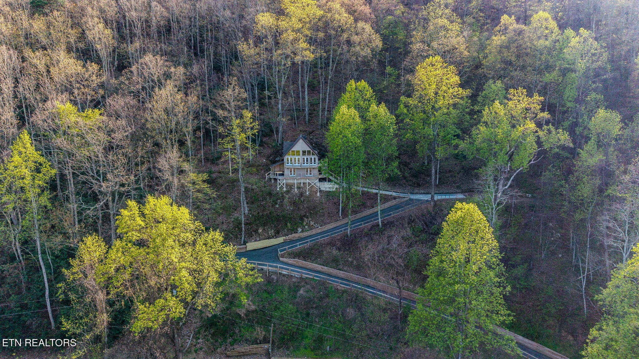 37 - 2821 Overholt Tr, Sevierville, TN 37862