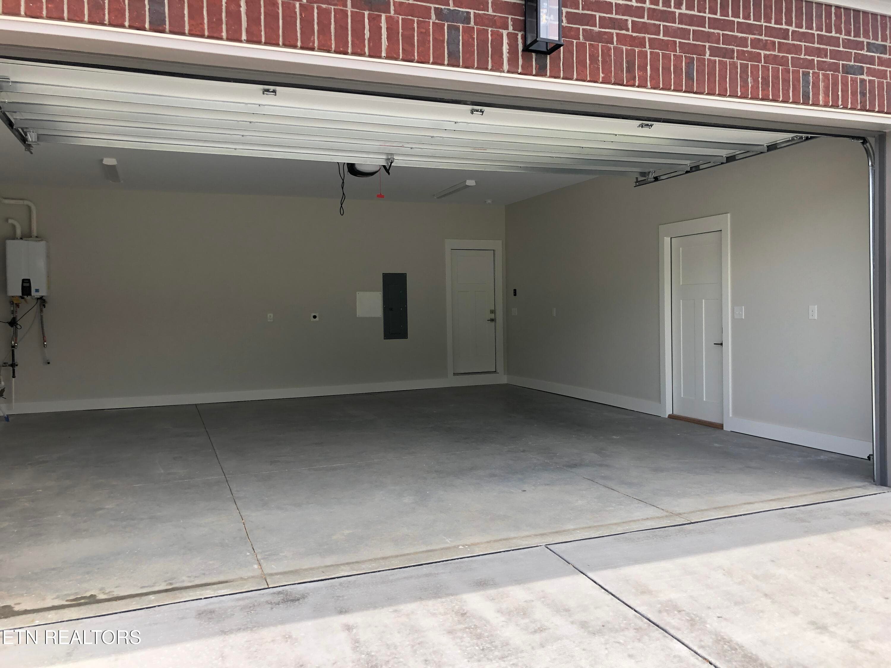 8 ft high Garage Door - 85 Royal Troon Circle, Oak Ridge, TN 37830