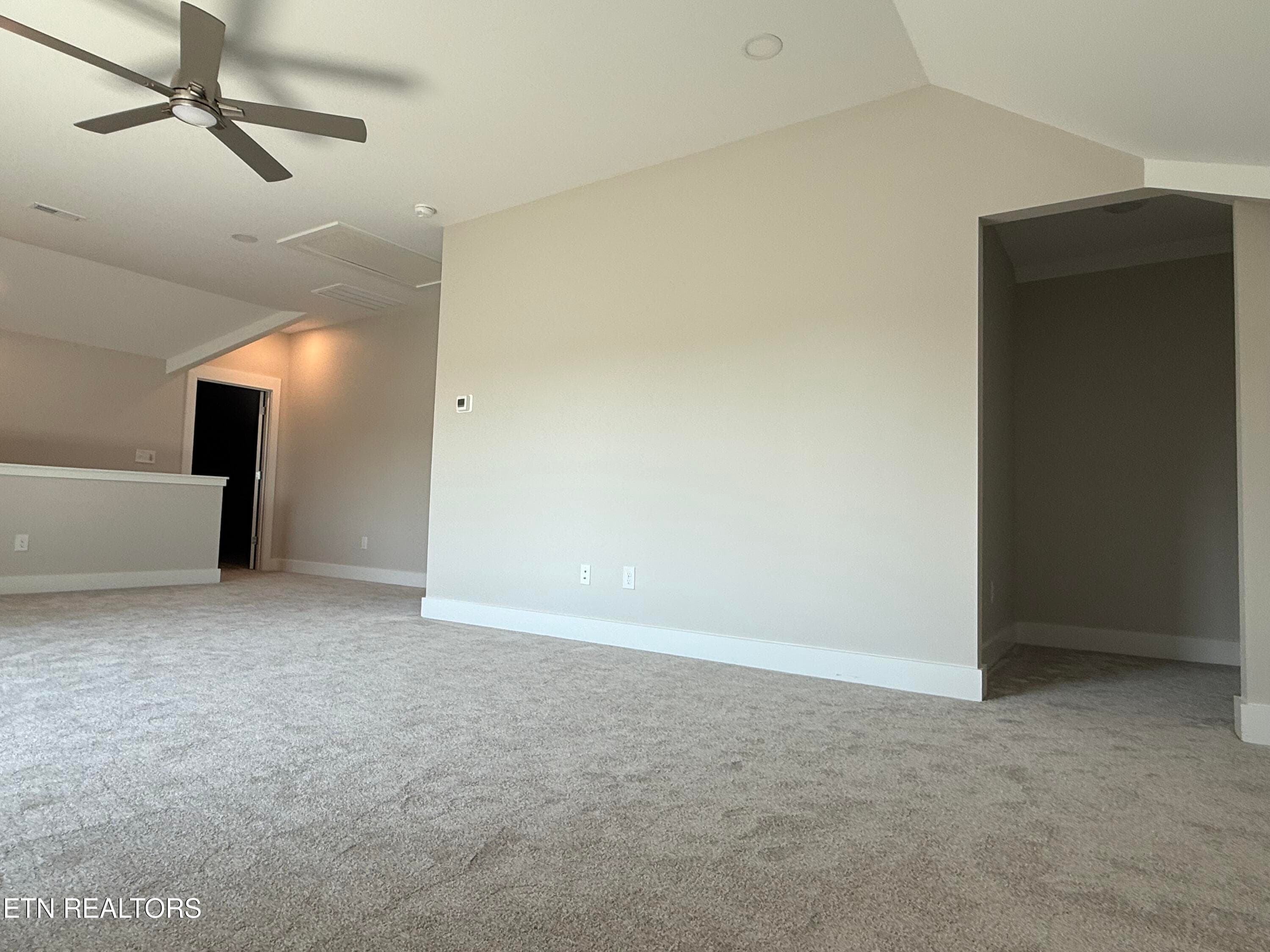 Bonus Room - 85 Royal Troon Circle, Oak Ridge, TN 37830