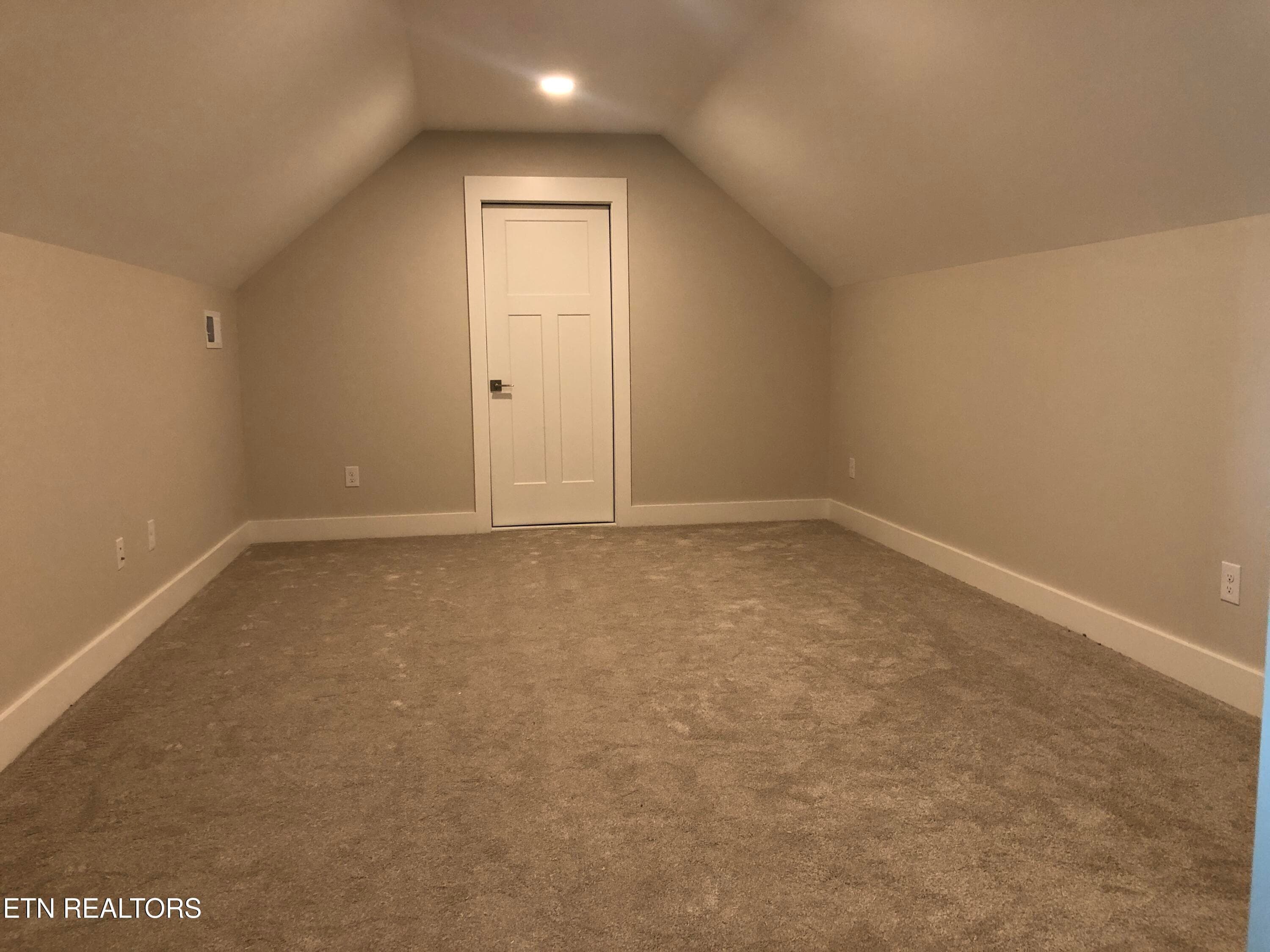 Media or climate controlled Storage - 85 Royal Troon Circle, Oak Ridge, TN 37830