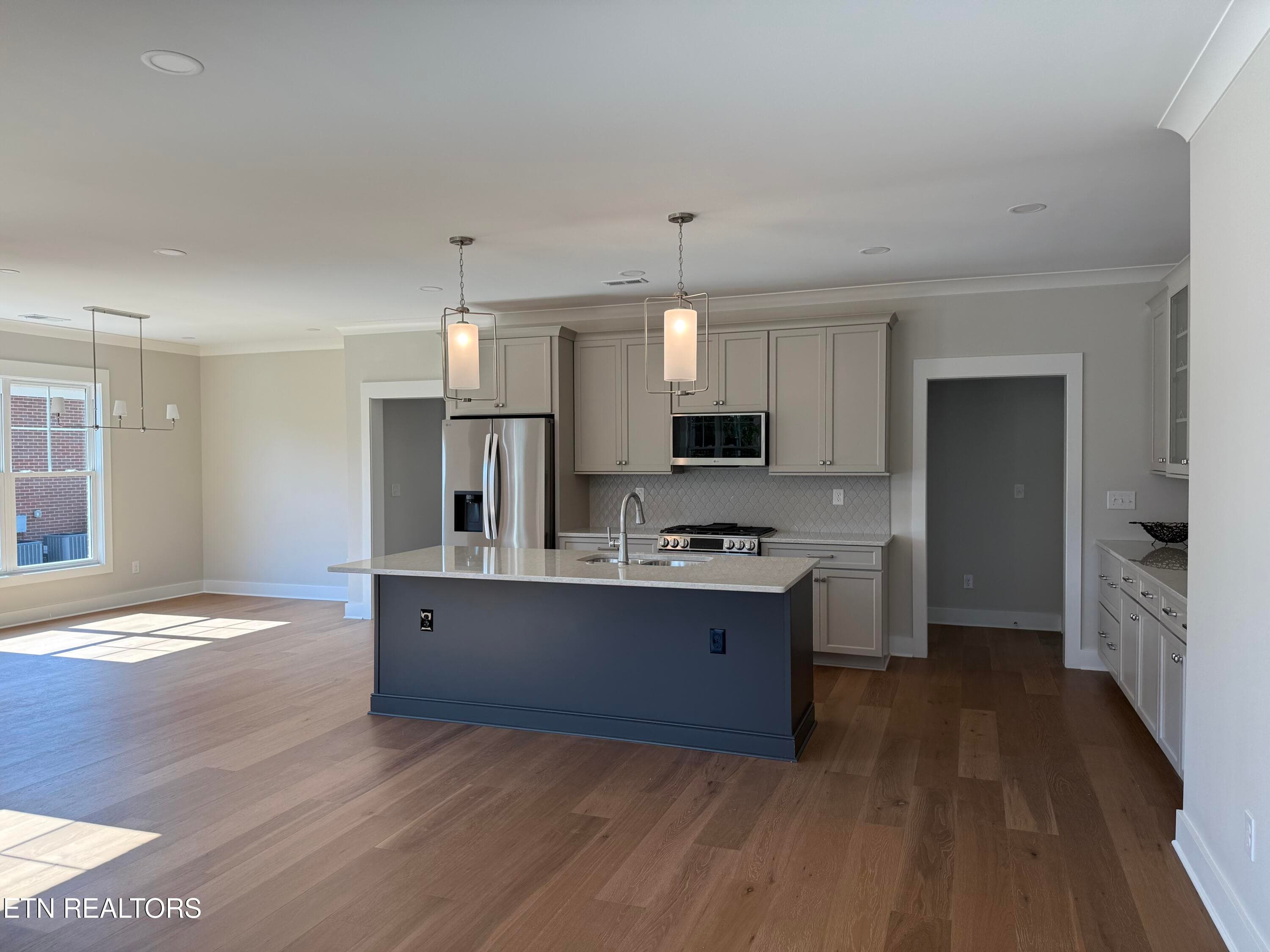 Kitchen - 85 Royal Troon Circle, Oak Ridge, TN 37830