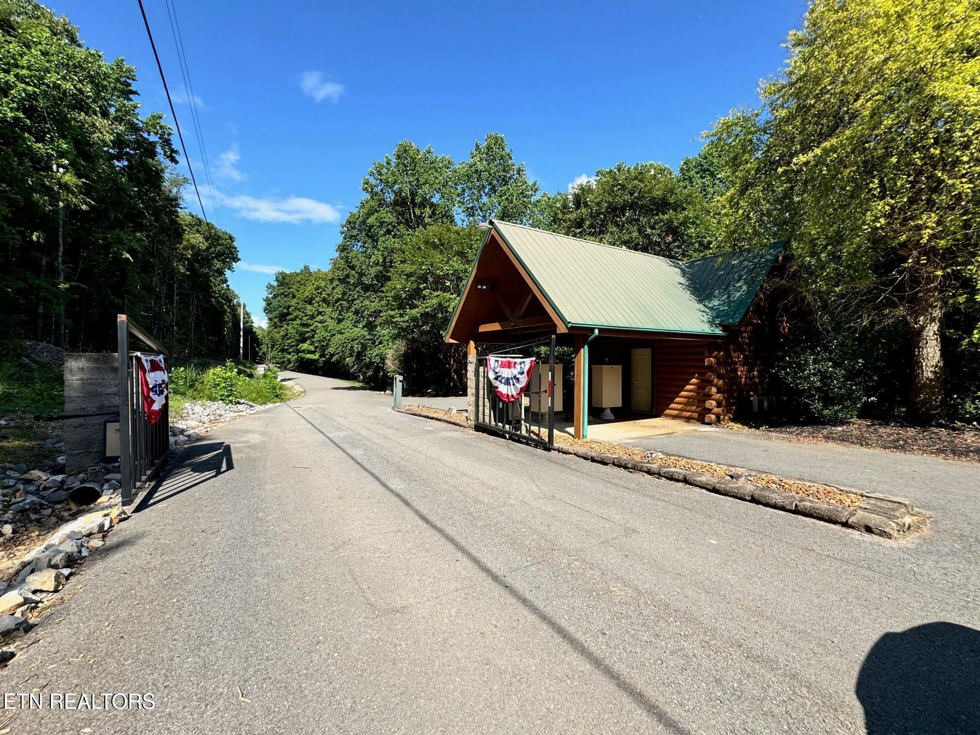 20250710210741762493000000-o - 626 N Pointe Tr, Allons, TN 38541