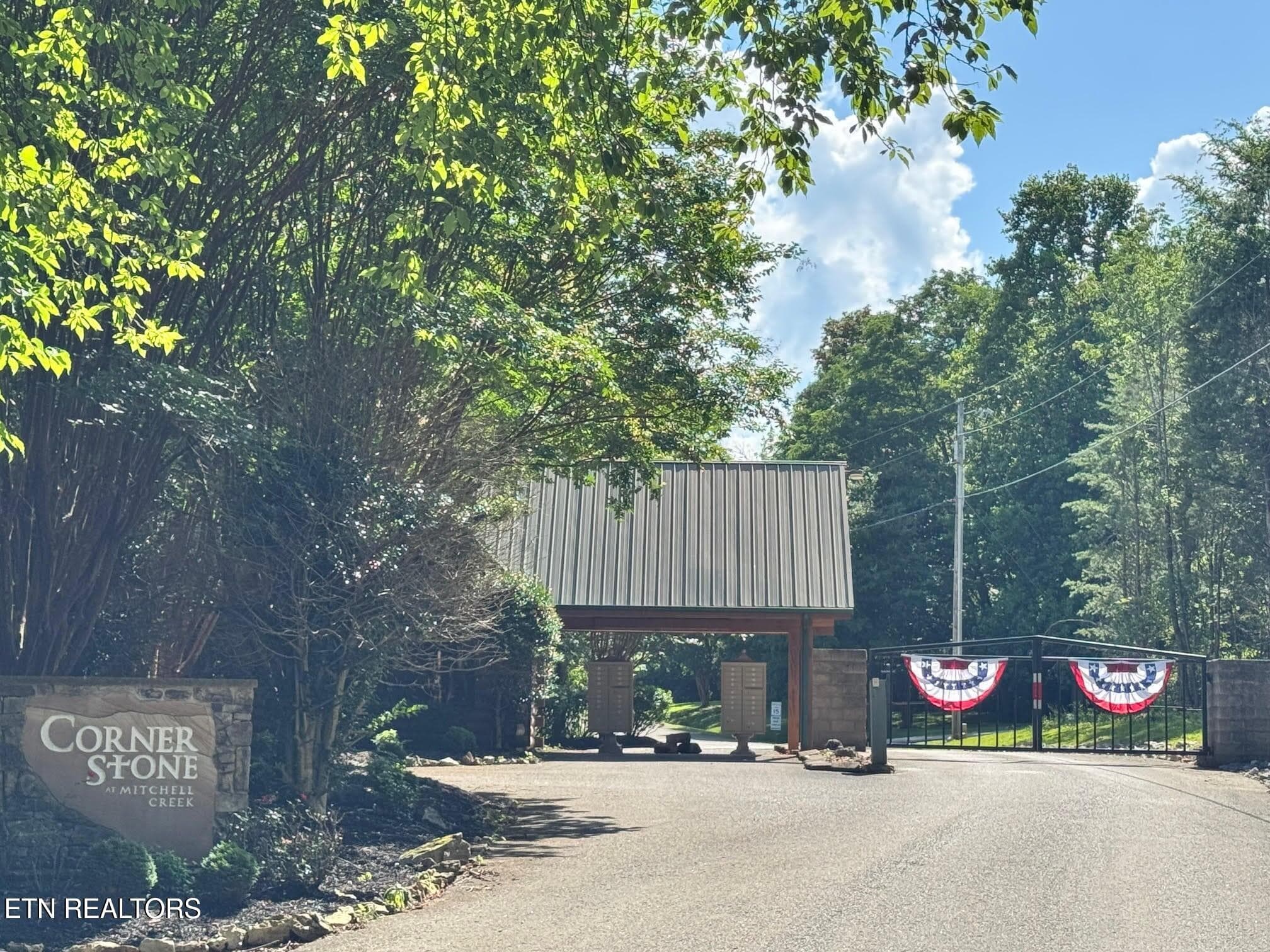 20250710211008917460000000-o - 626 N Pointe Tr, Allons, TN 38541