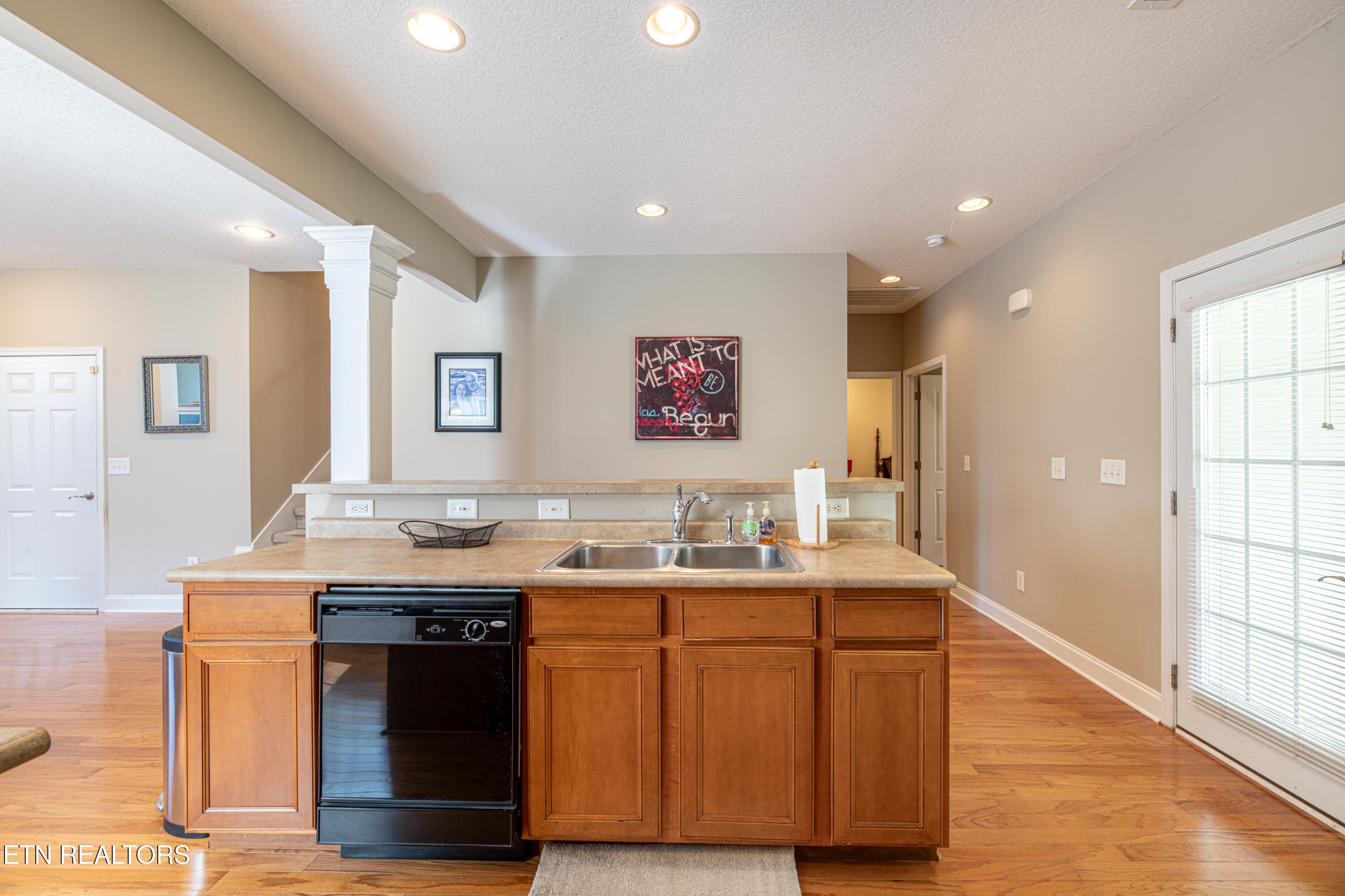island - 2220 McCampbell Wells Way, Knoxville, TN 37924, Knoxville