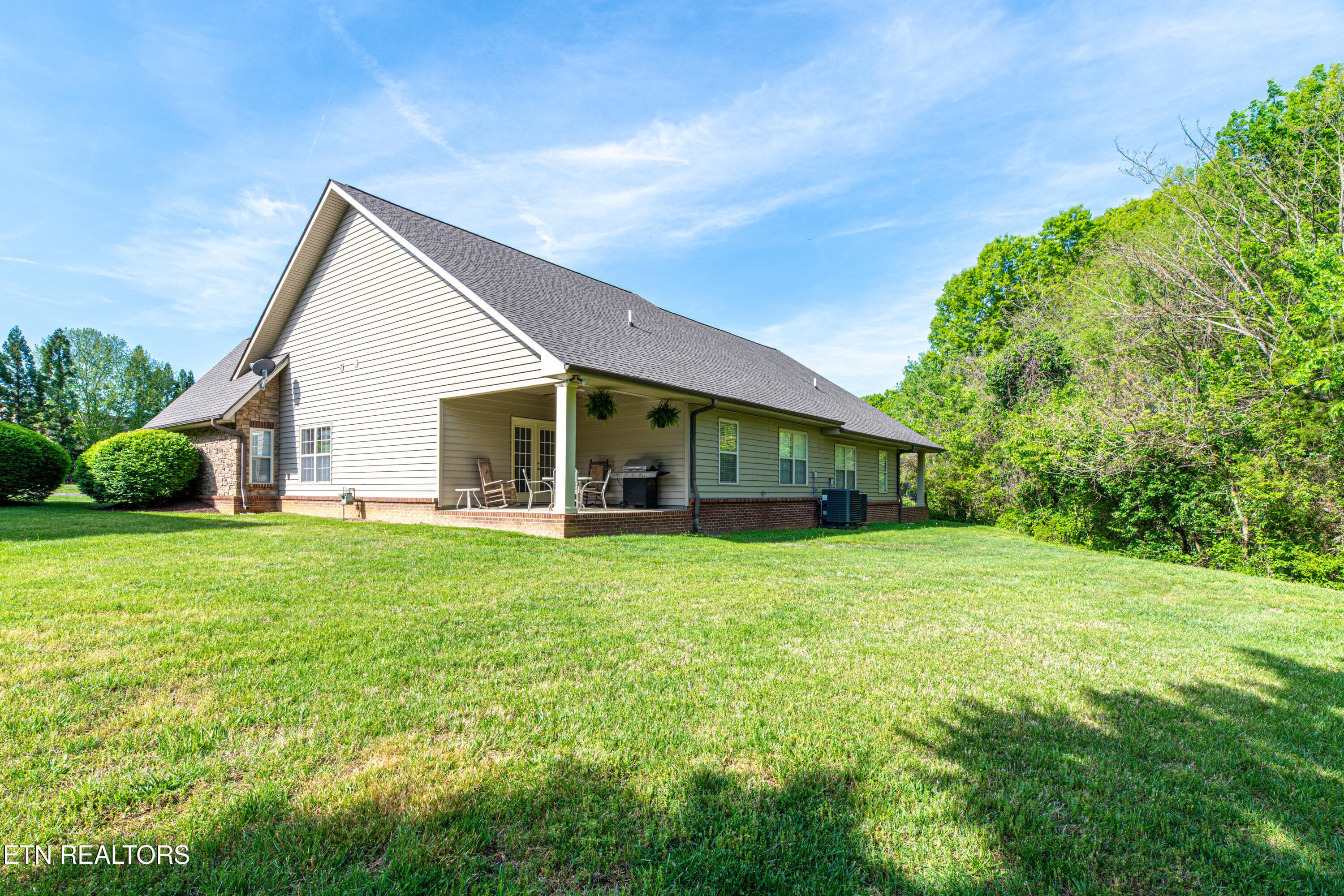 Back view - 2220 McCampbell Wells Way, Knoxville, TN 37924, Knoxville